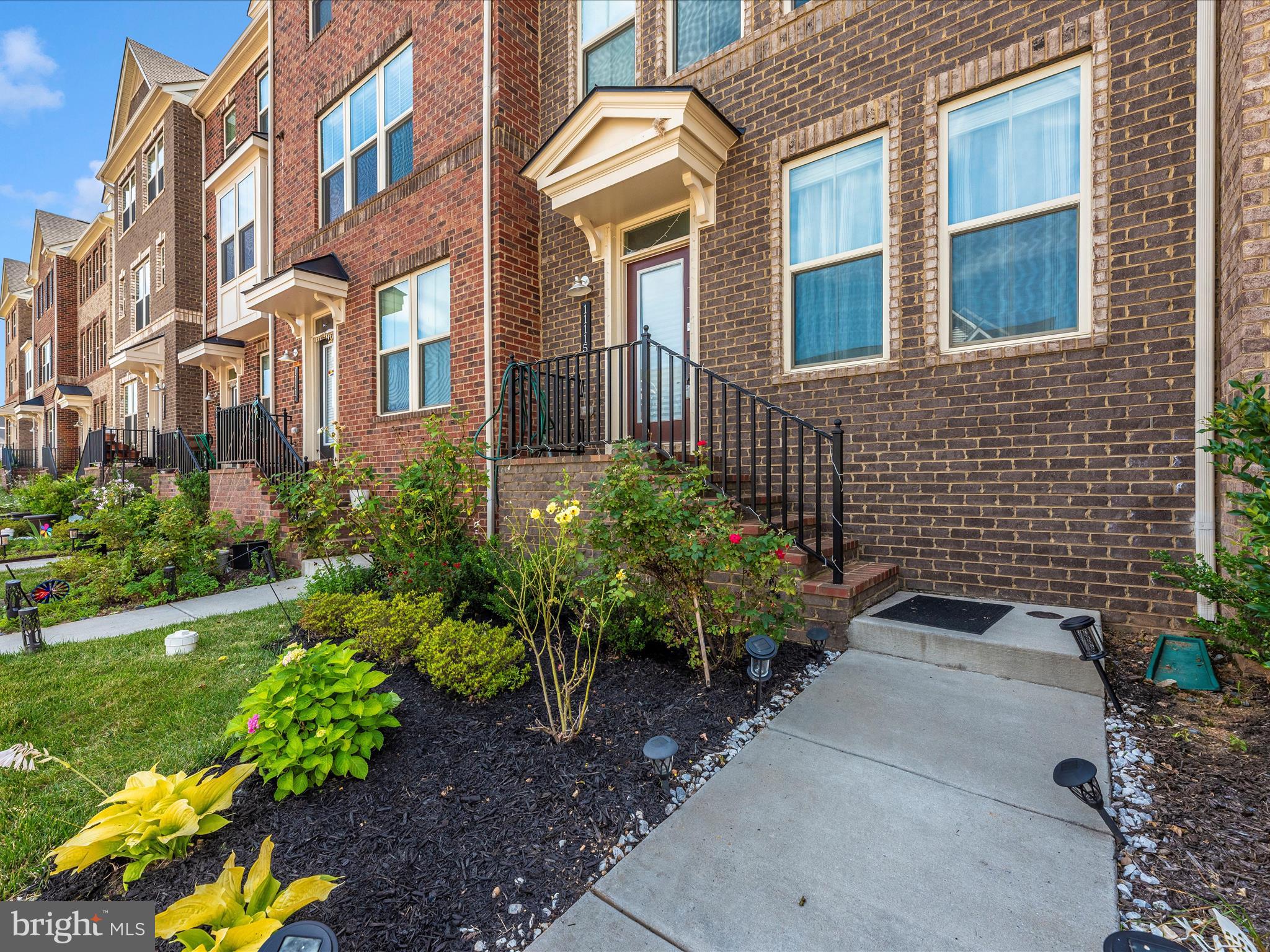 LANDSDALE - Residential Lease