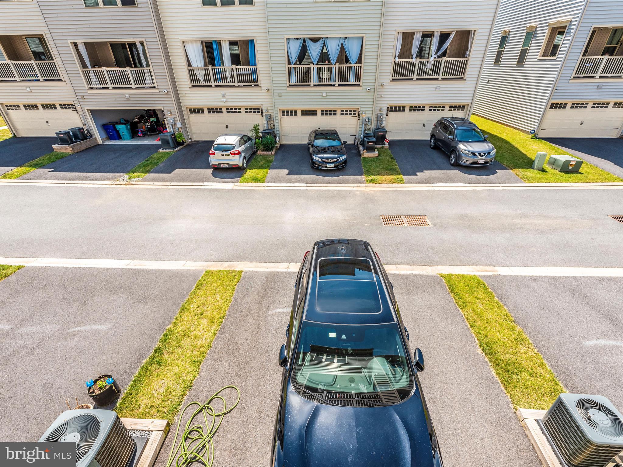 LANDSDALE - Residential Lease