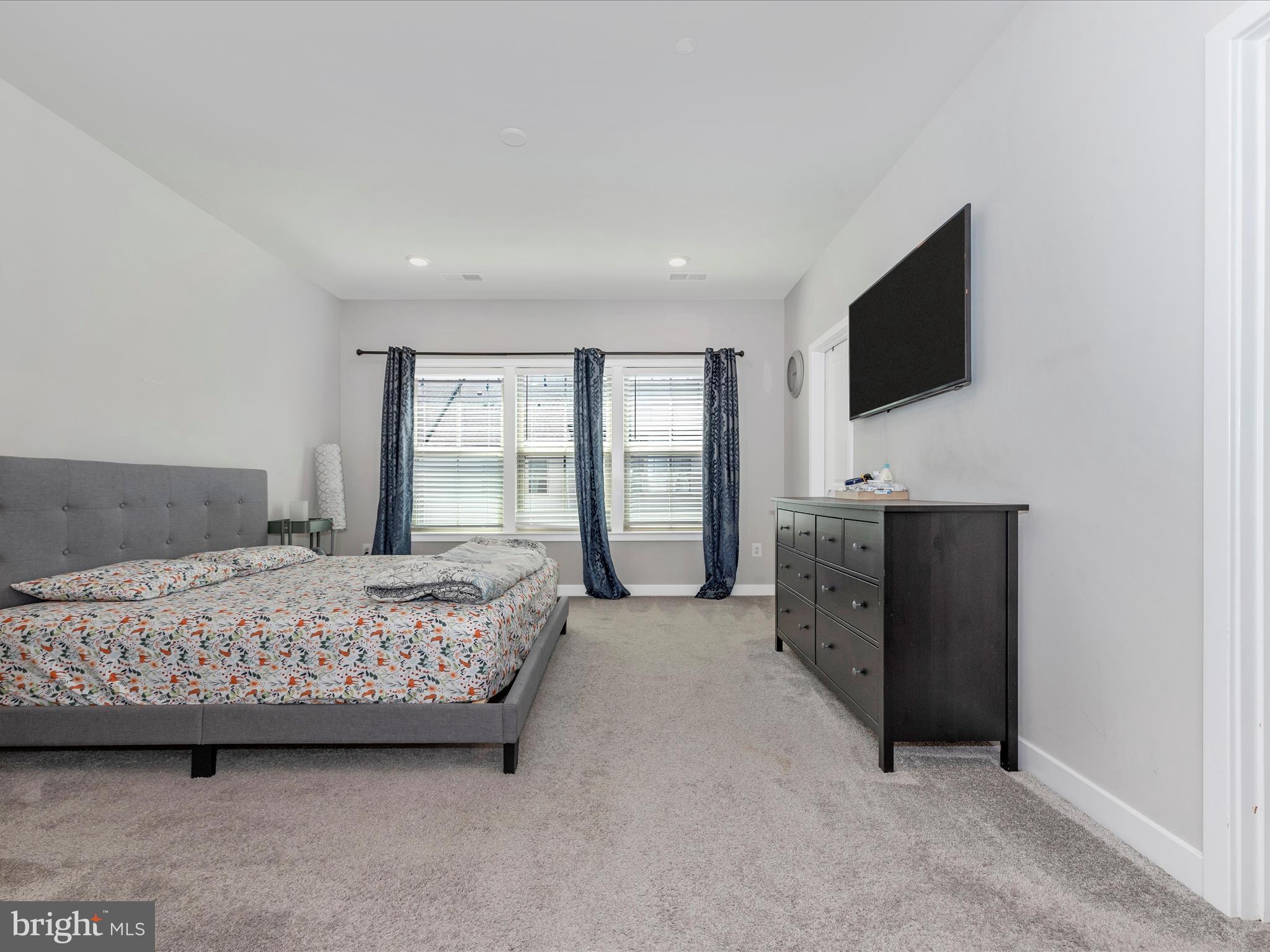 LANDSDALE - Residential Lease