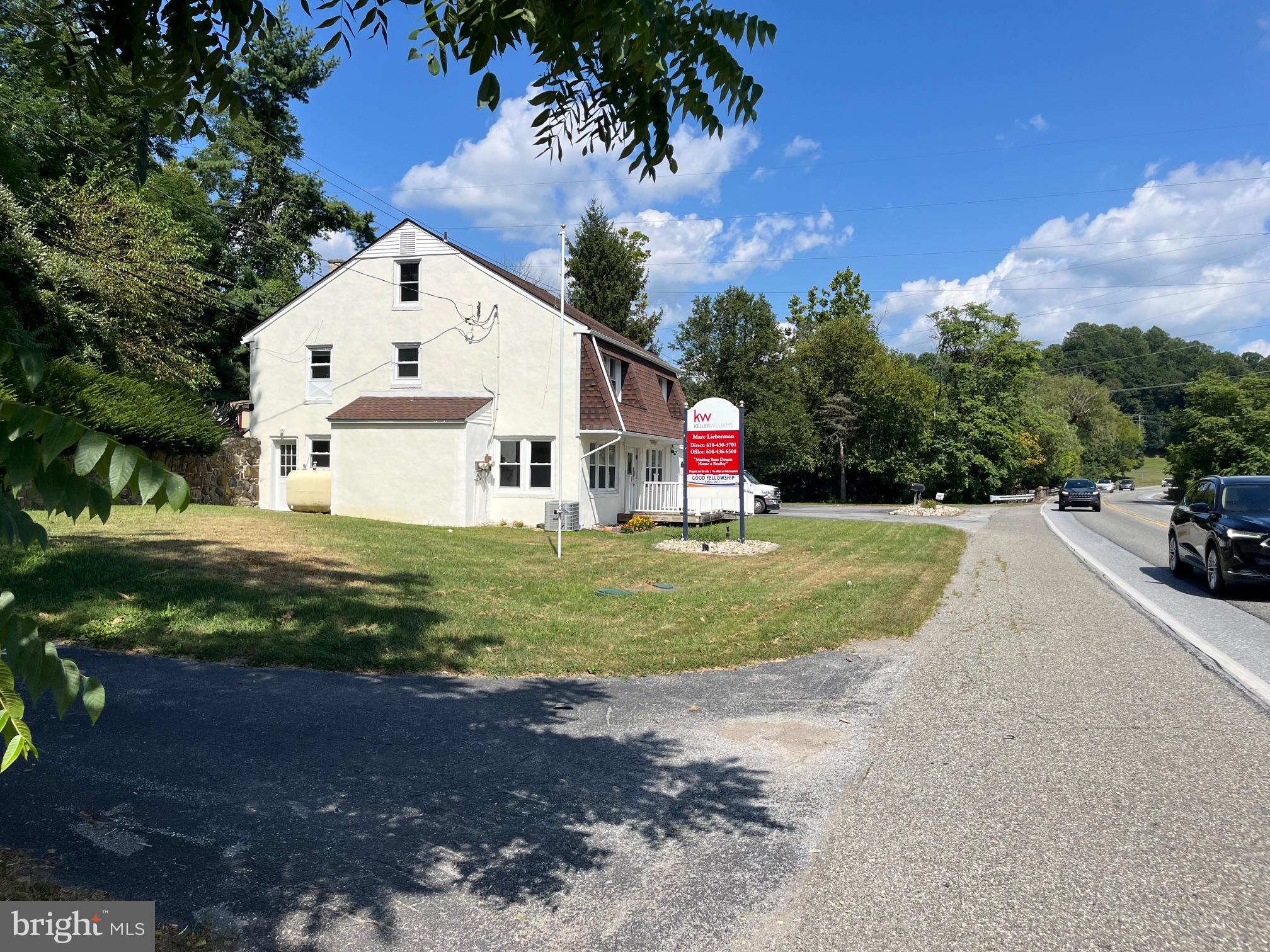 961 DOWNINGTOWN PIKE