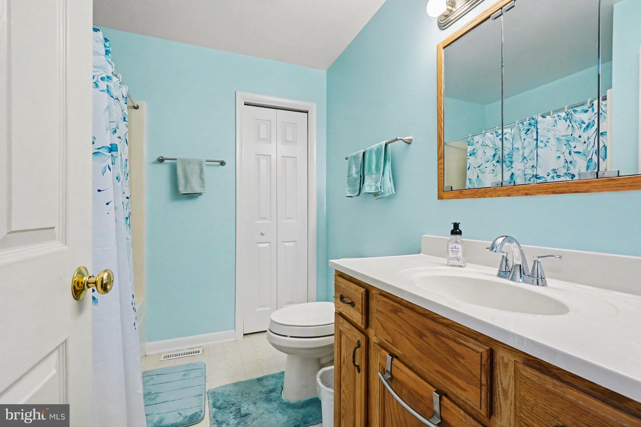 PERRY HALL - Residential