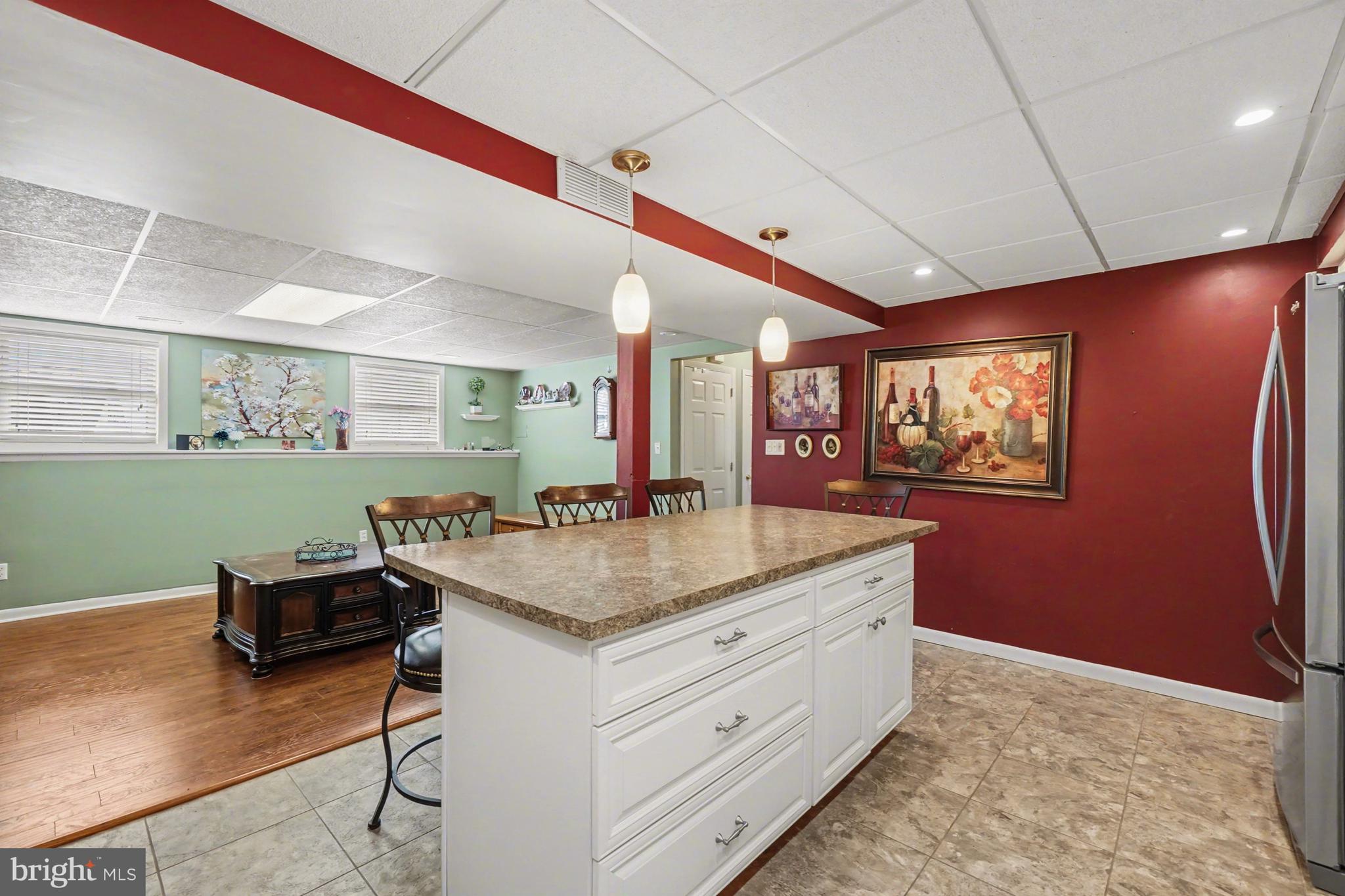 PERRY HALL - Residential