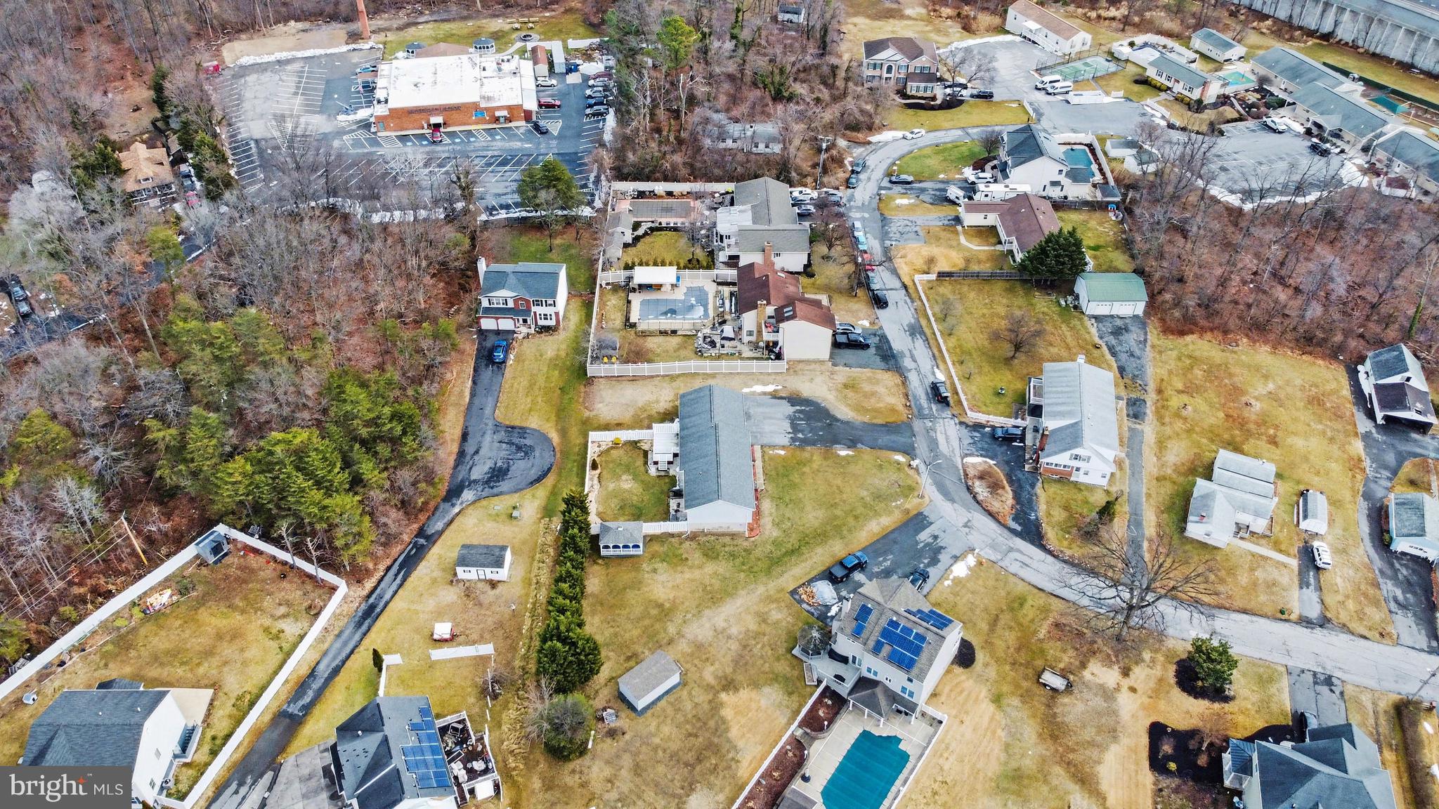 PERRY HALL - Residential