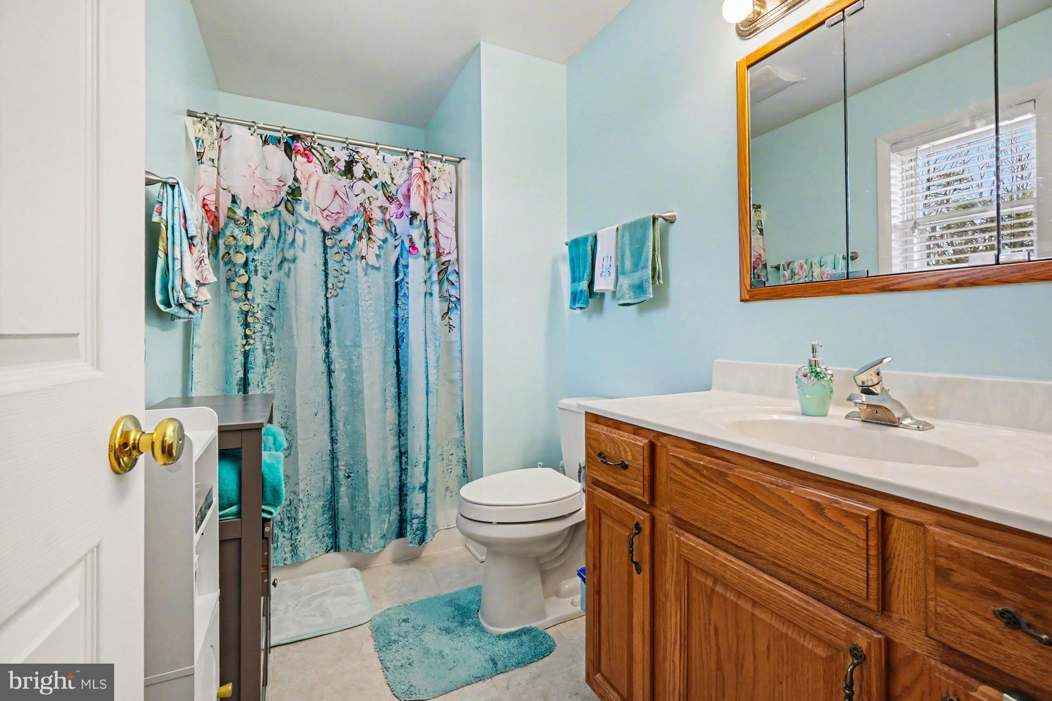 PERRY HALL - Residential