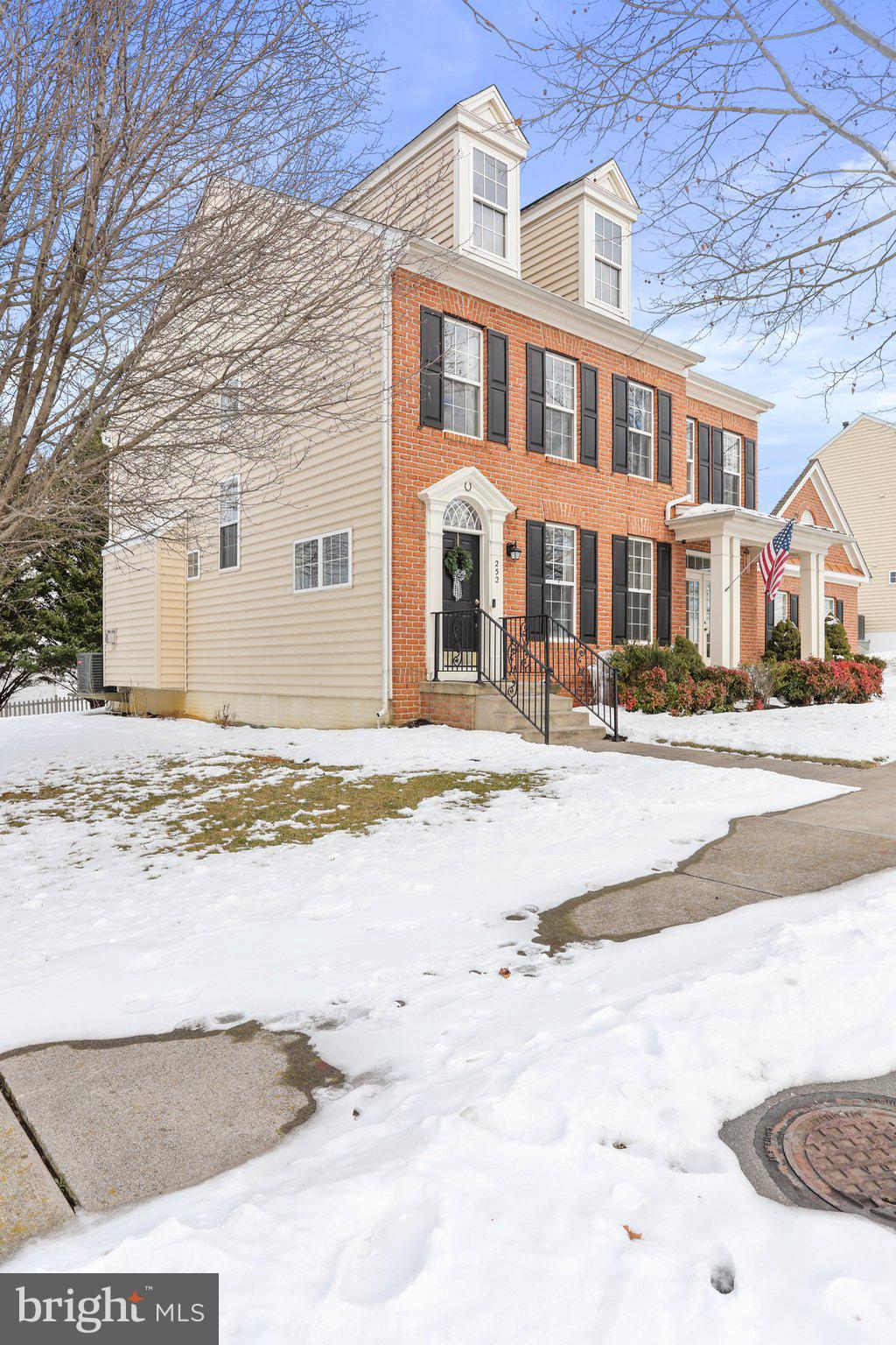 HUNTFIELD - Residential