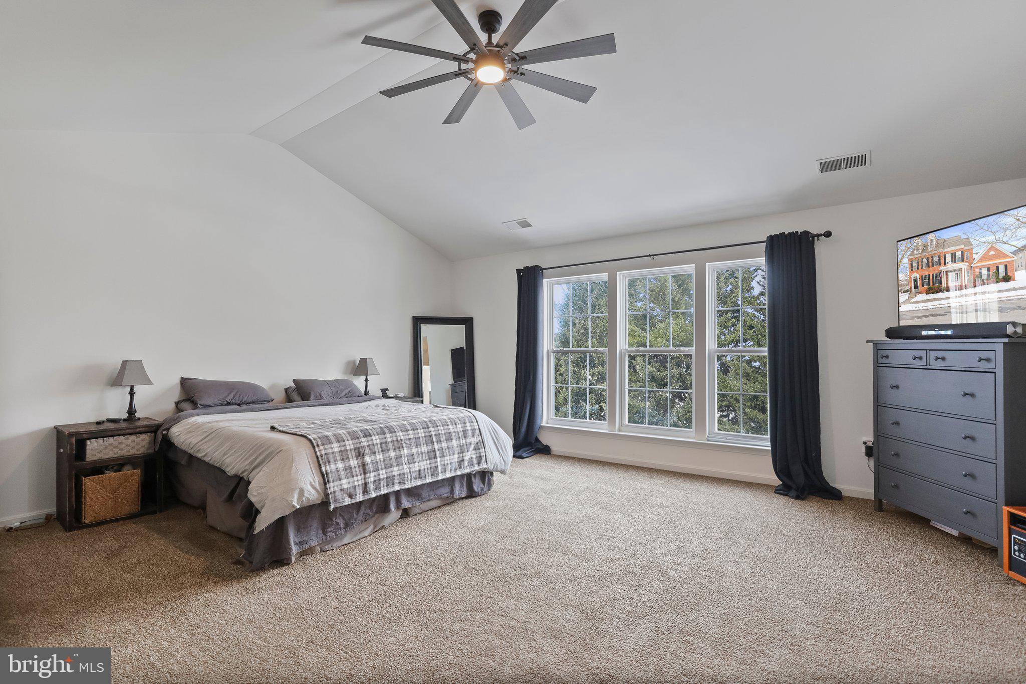 HUNTFIELD - Residential