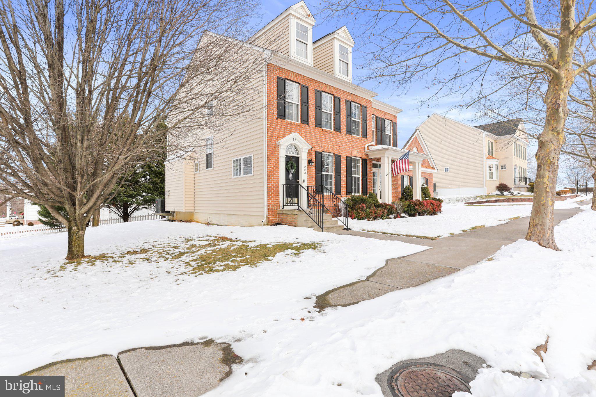 HUNTFIELD - Residential