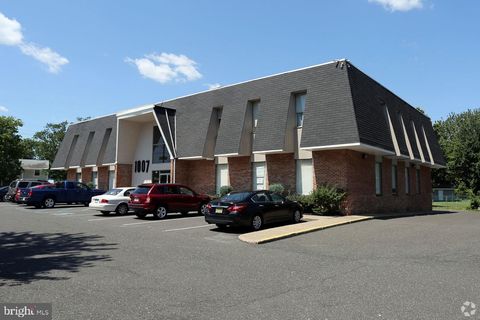 1007 MANTUA PIKE WOODBURY NJ 08096