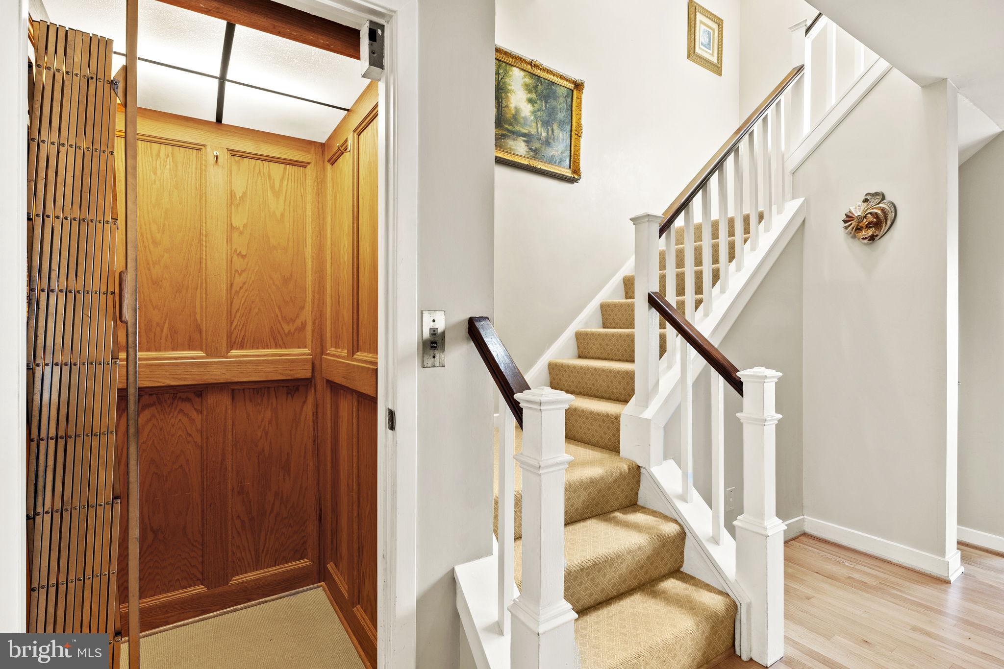 CHESAPEAKE HARBOUR - Residential