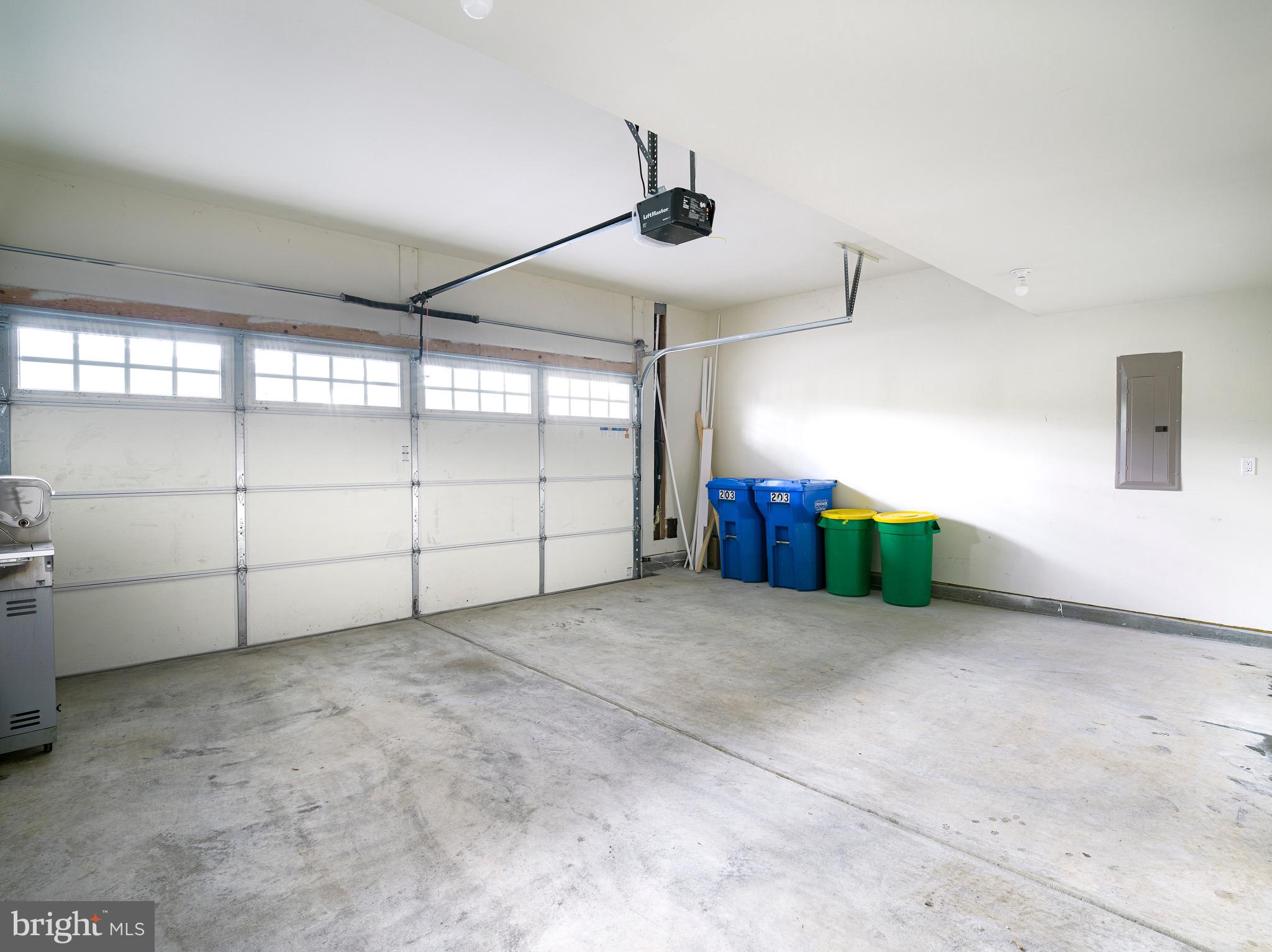 RAVENSCLIFF - Residential