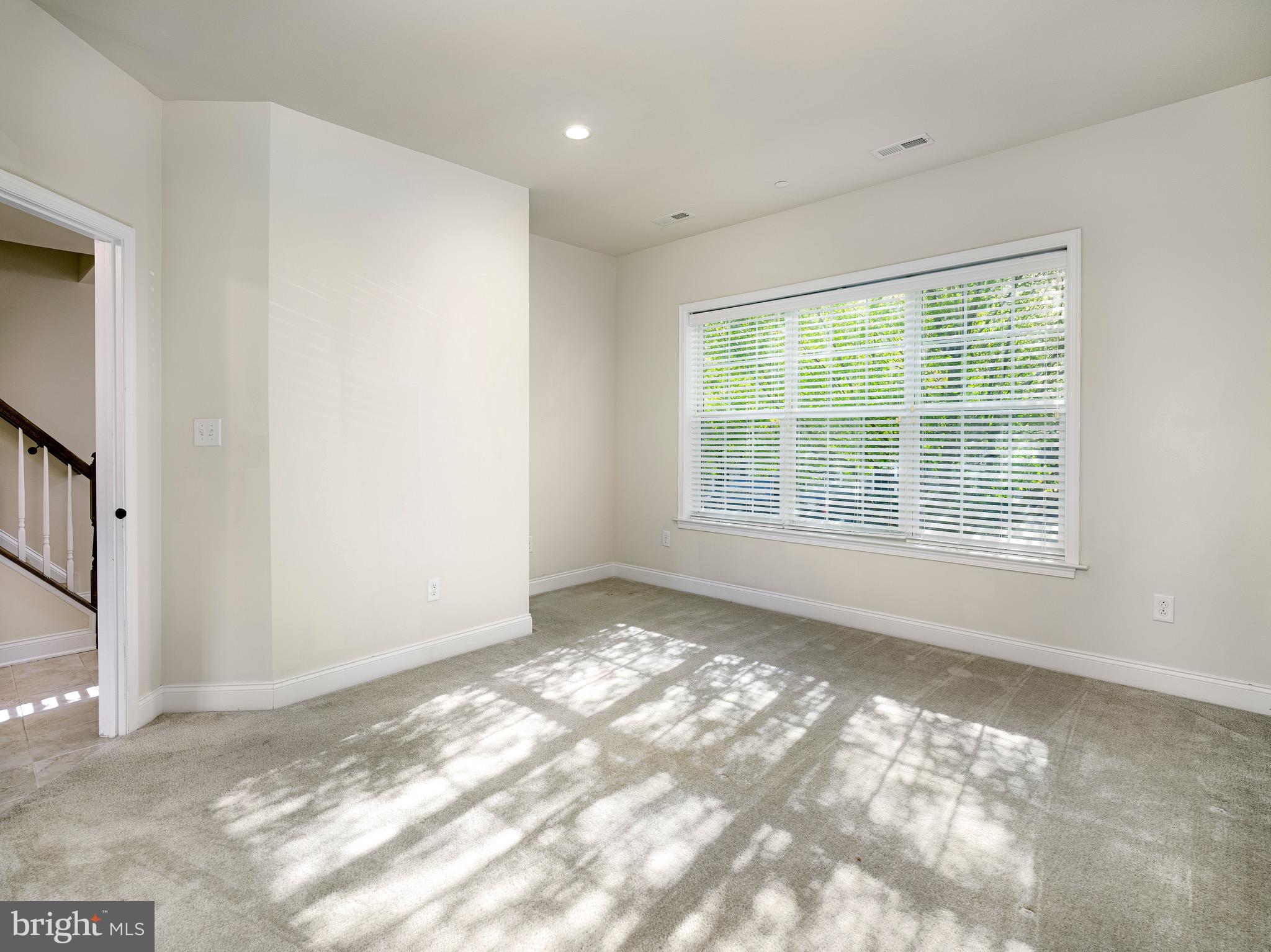 RAVENSCLIFF - Residential