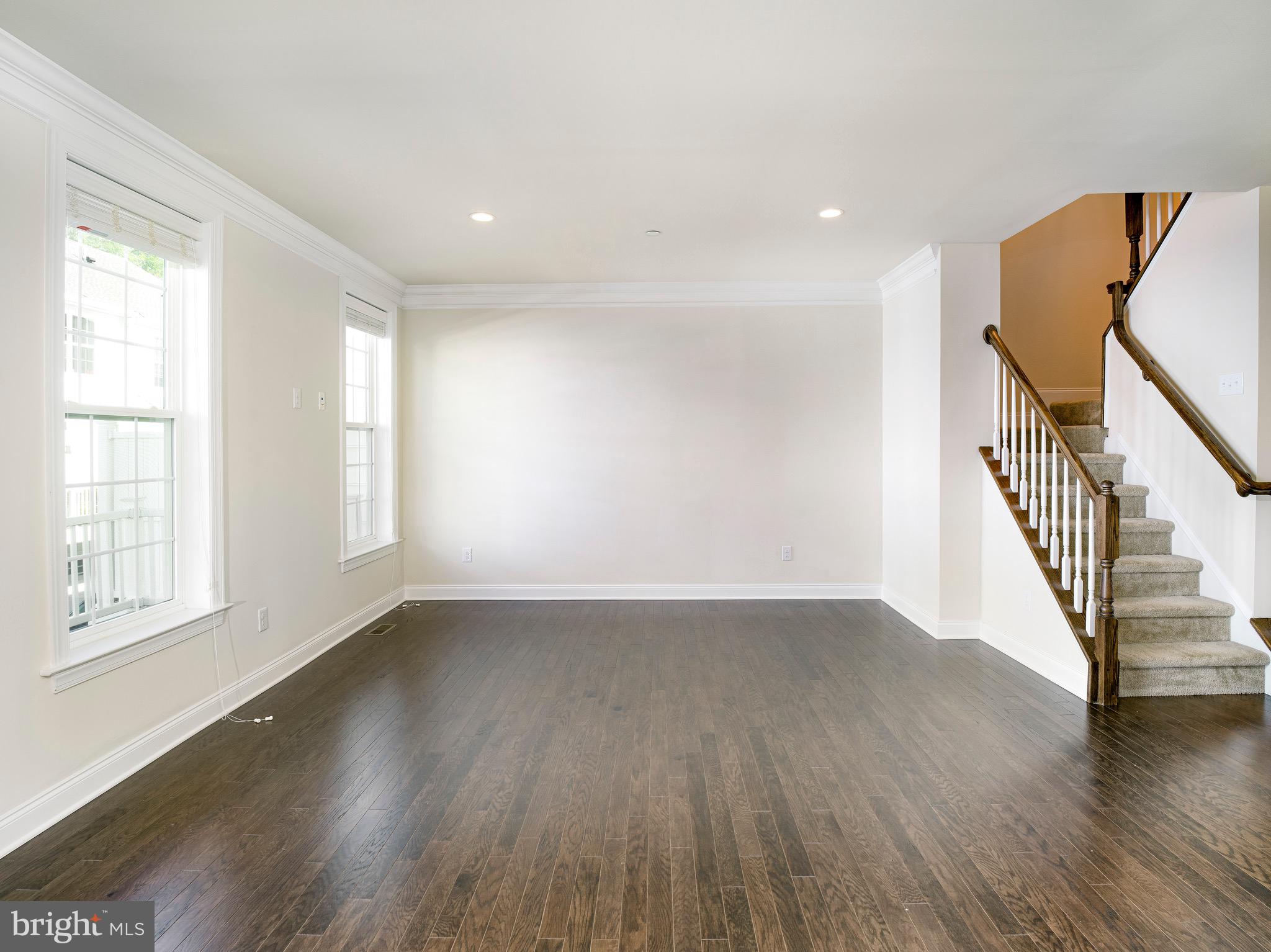 RAVENSCLIFF - Residential