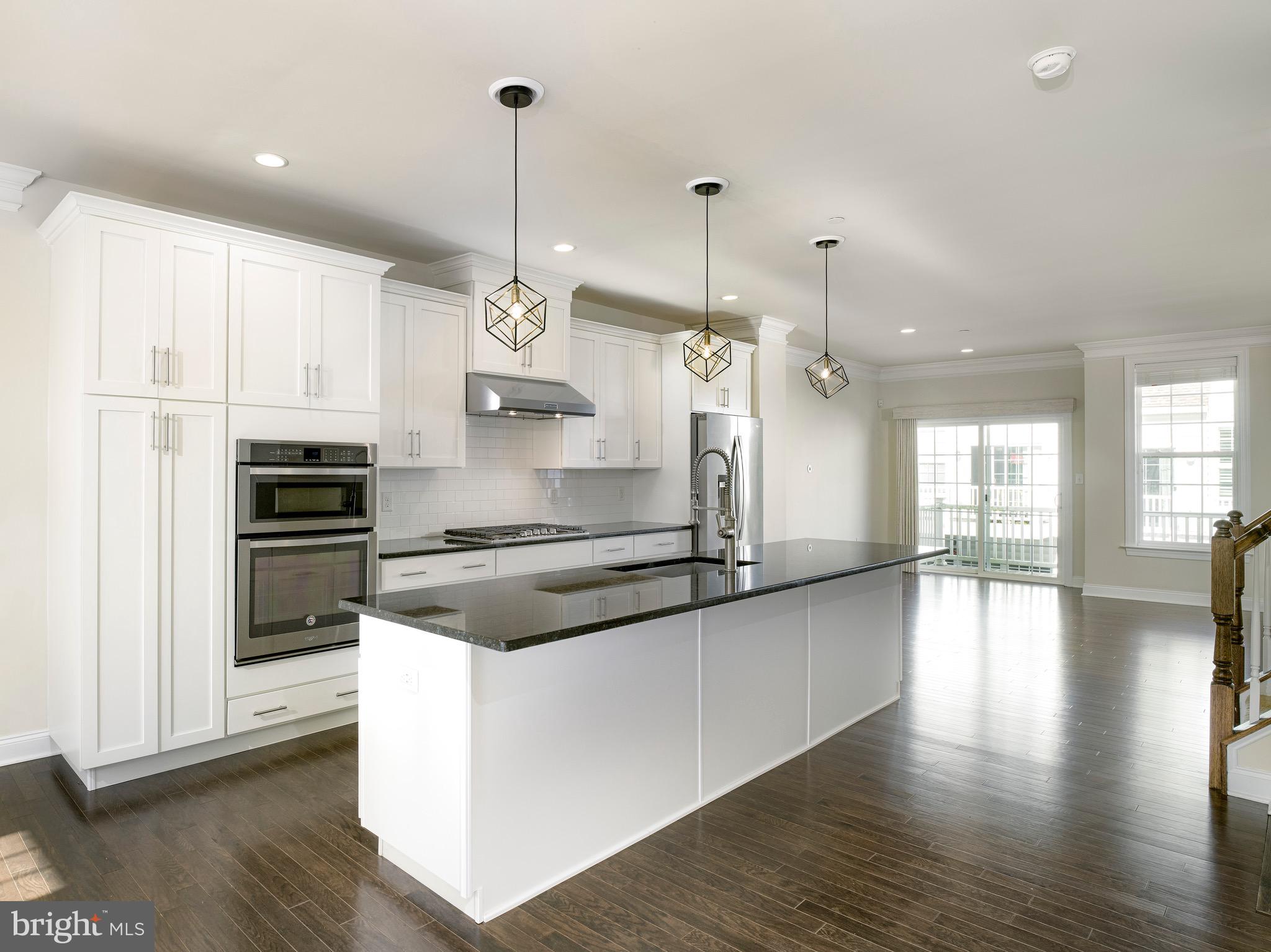 RAVENSCLIFF - Residential