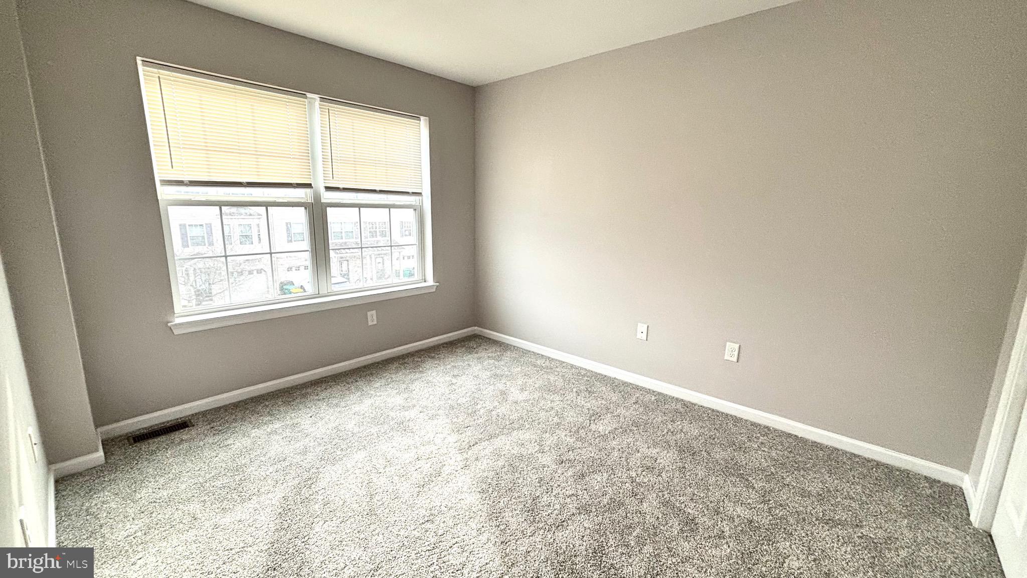 SILVER CREEK - Residential Lease