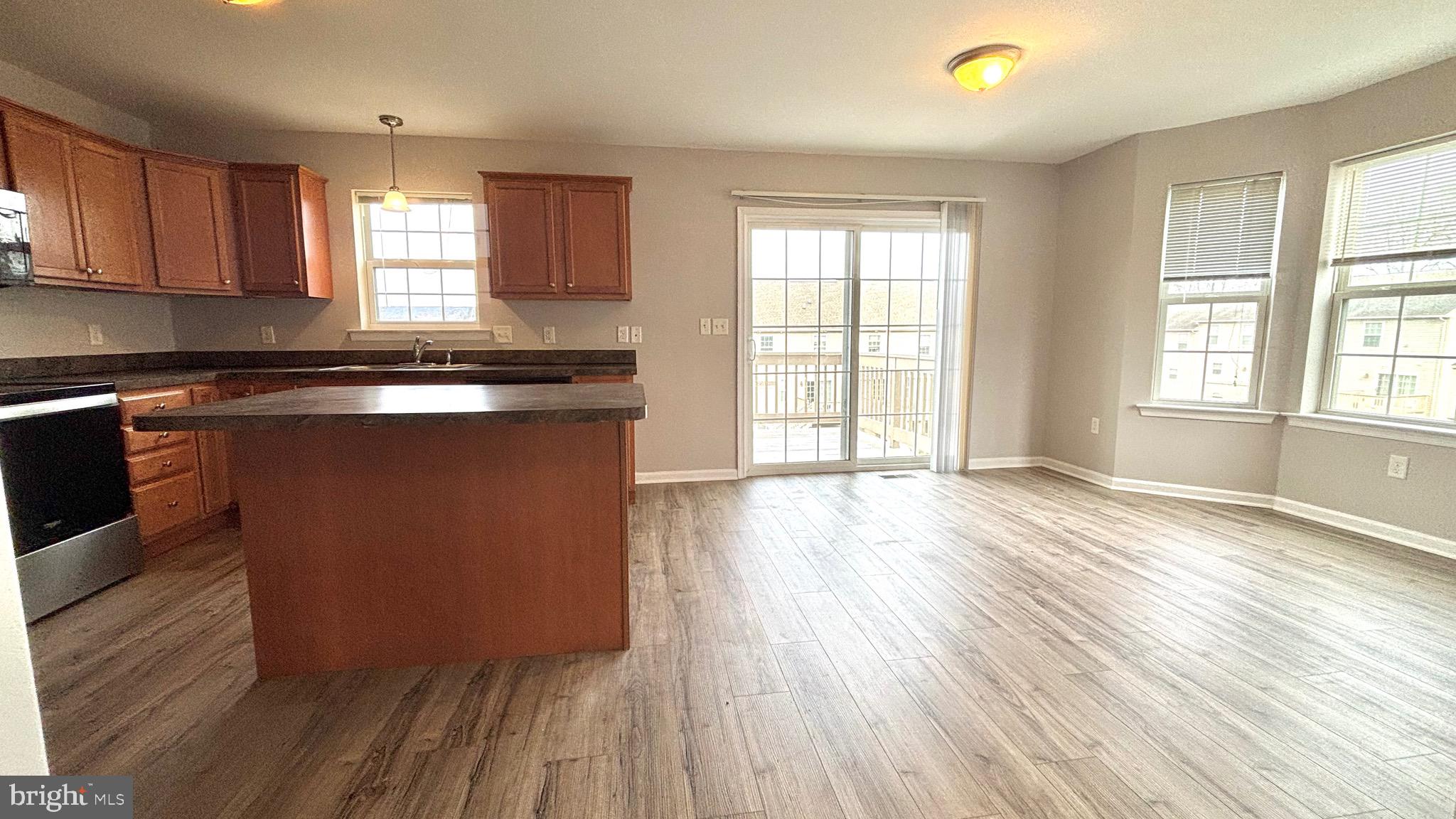 SILVER CREEK - Residential Lease