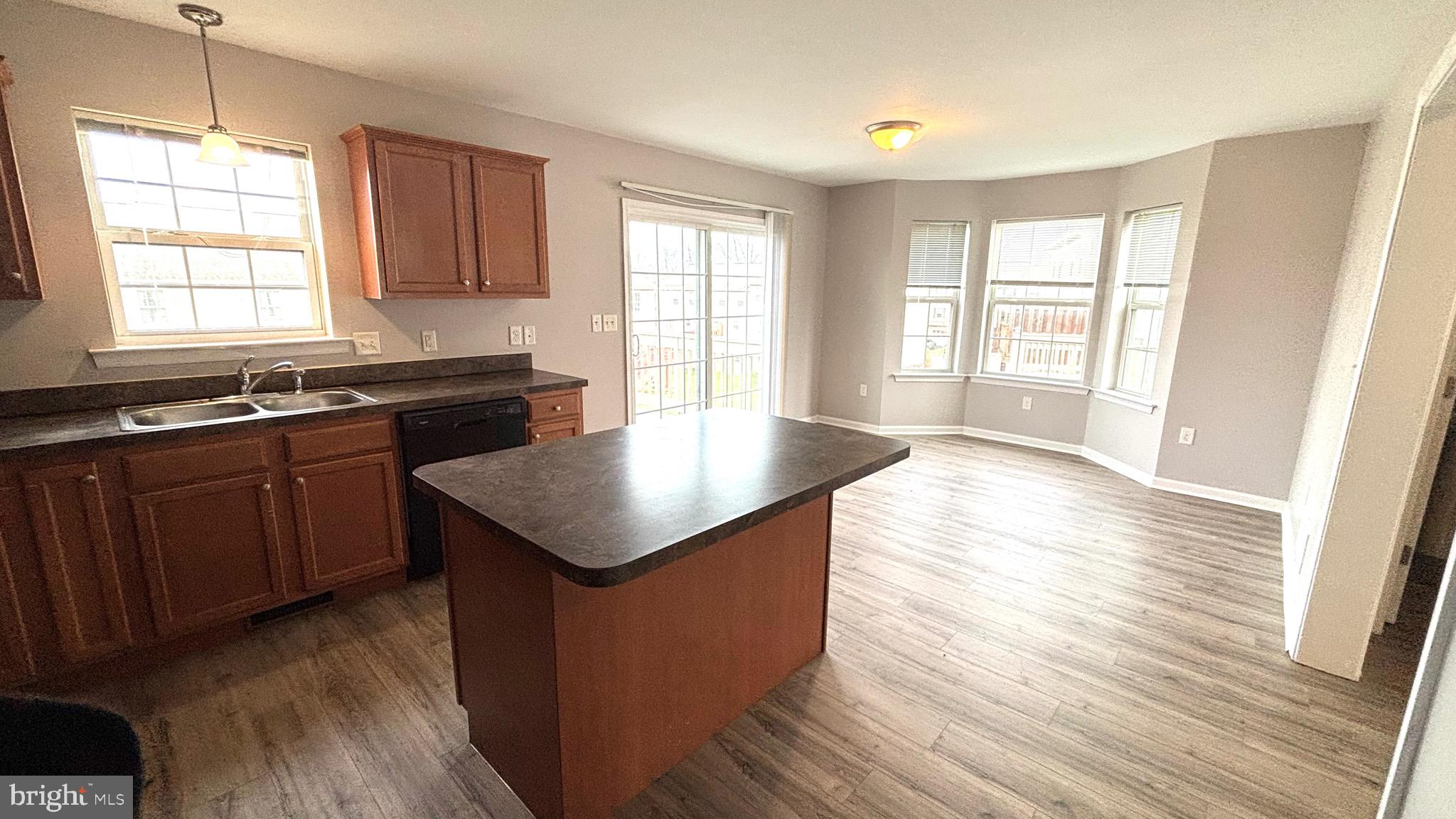 SILVER CREEK - Residential Lease