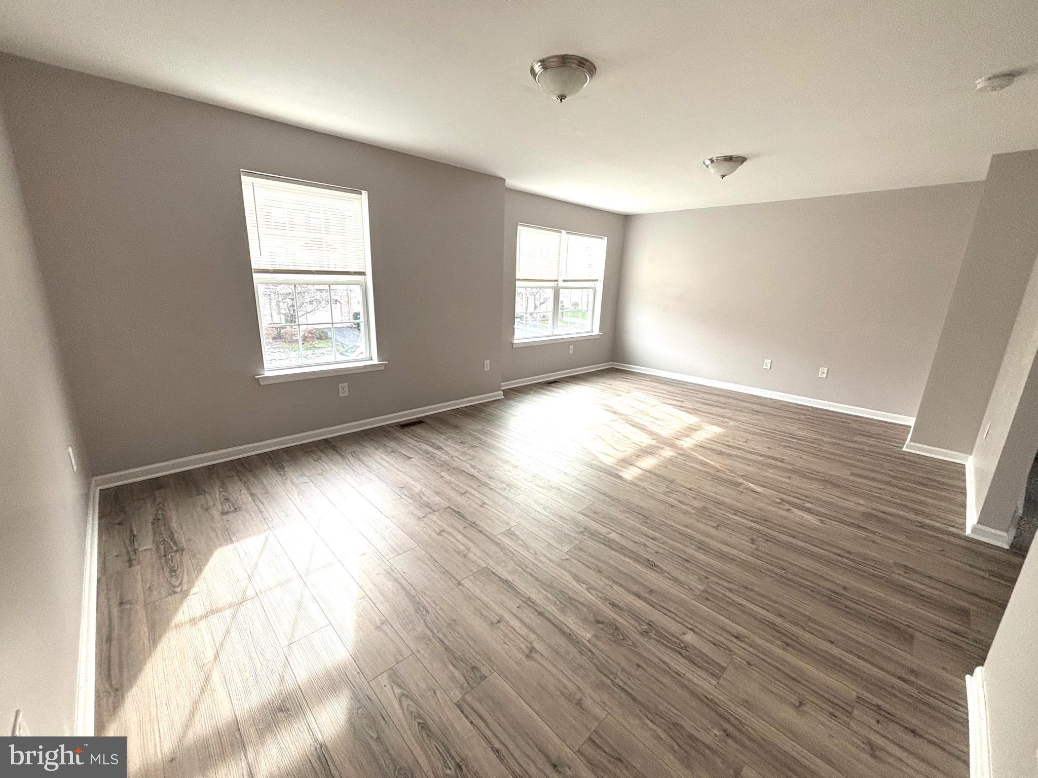 SILVER CREEK - Residential Lease