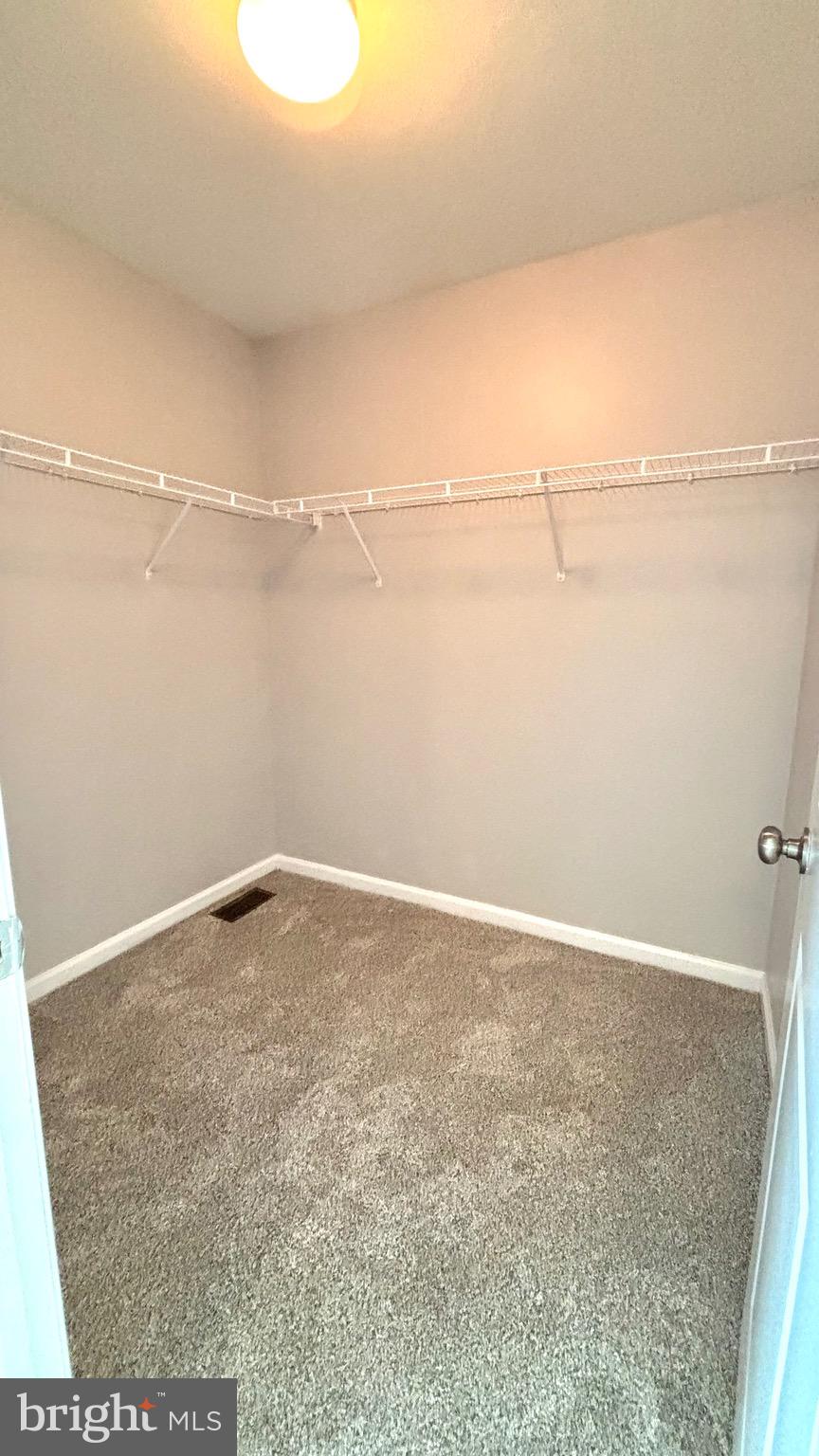 SILVER CREEK - Residential Lease