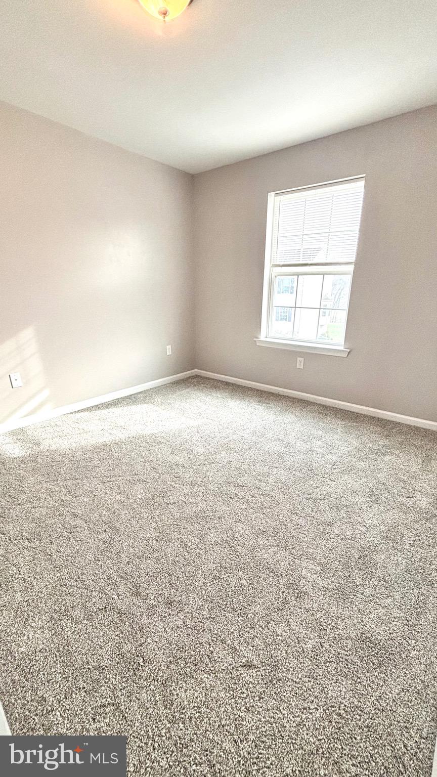 SILVER CREEK - Residential Lease