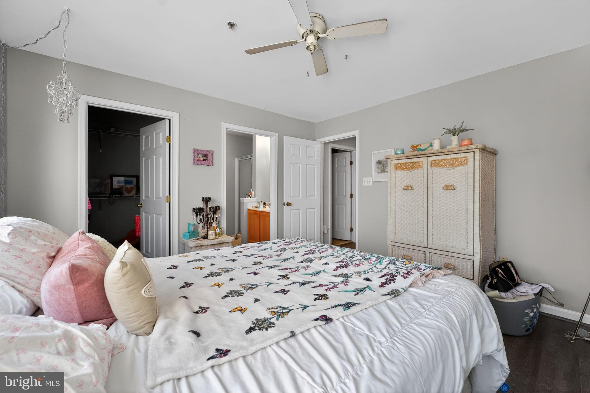 WELLINGTON TRACE - Residential