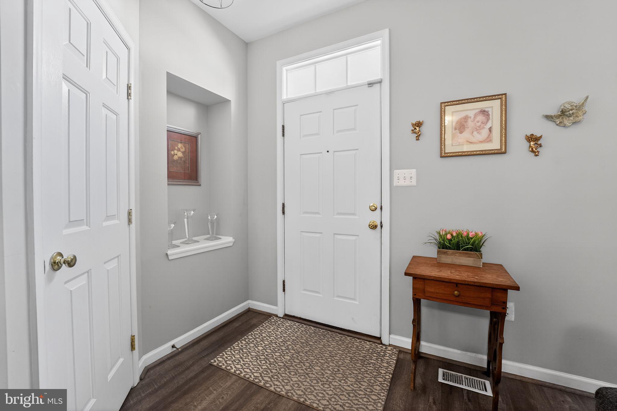 WELLINGTON TRACE - Residential