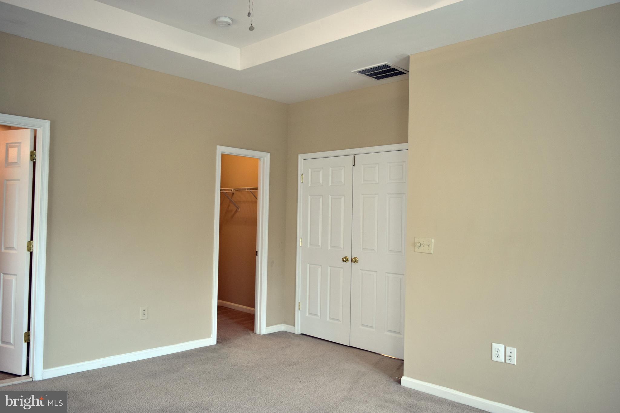 VAN BUREN VILLAGE - Residential Lease