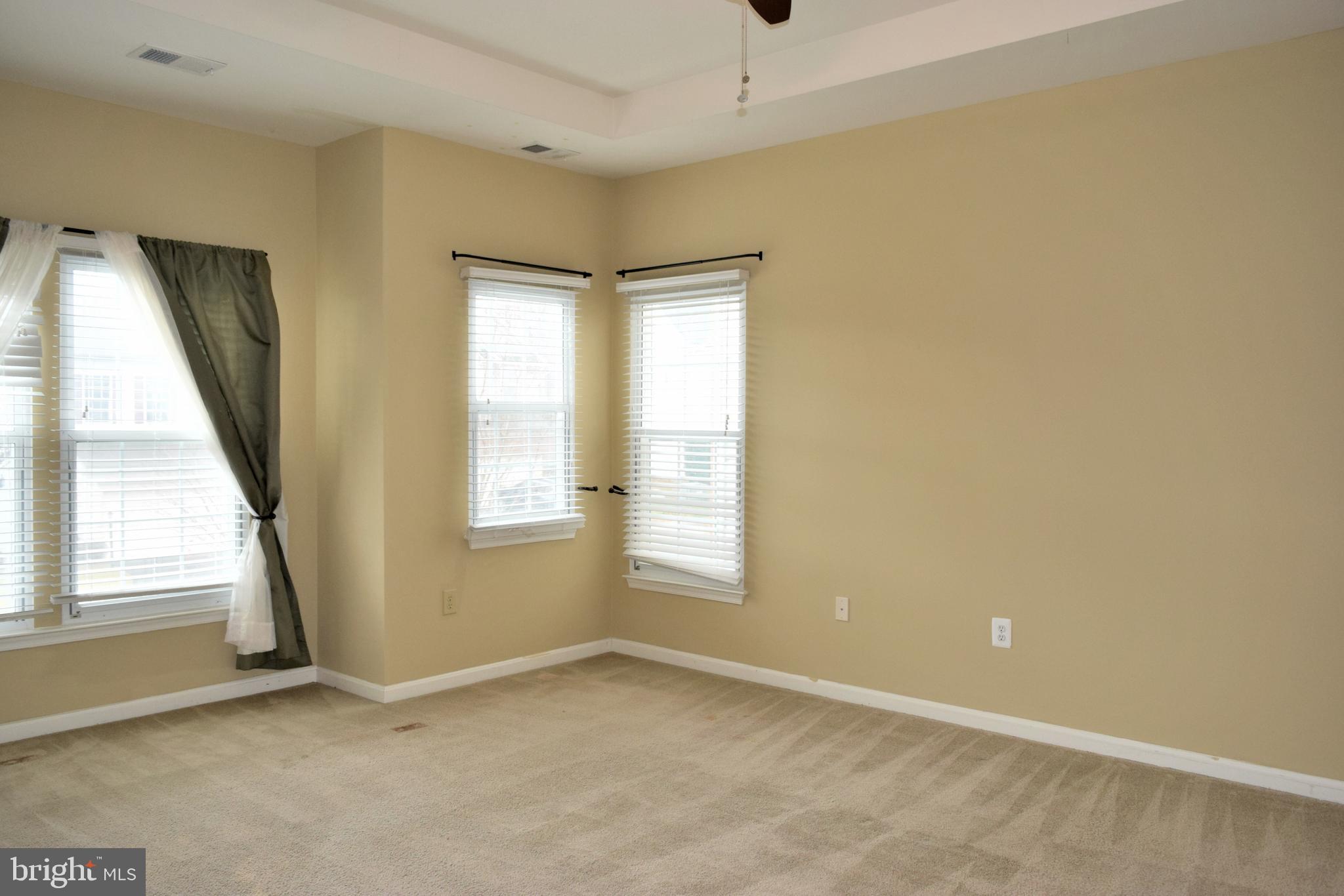 VAN BUREN VILLAGE - Residential Lease