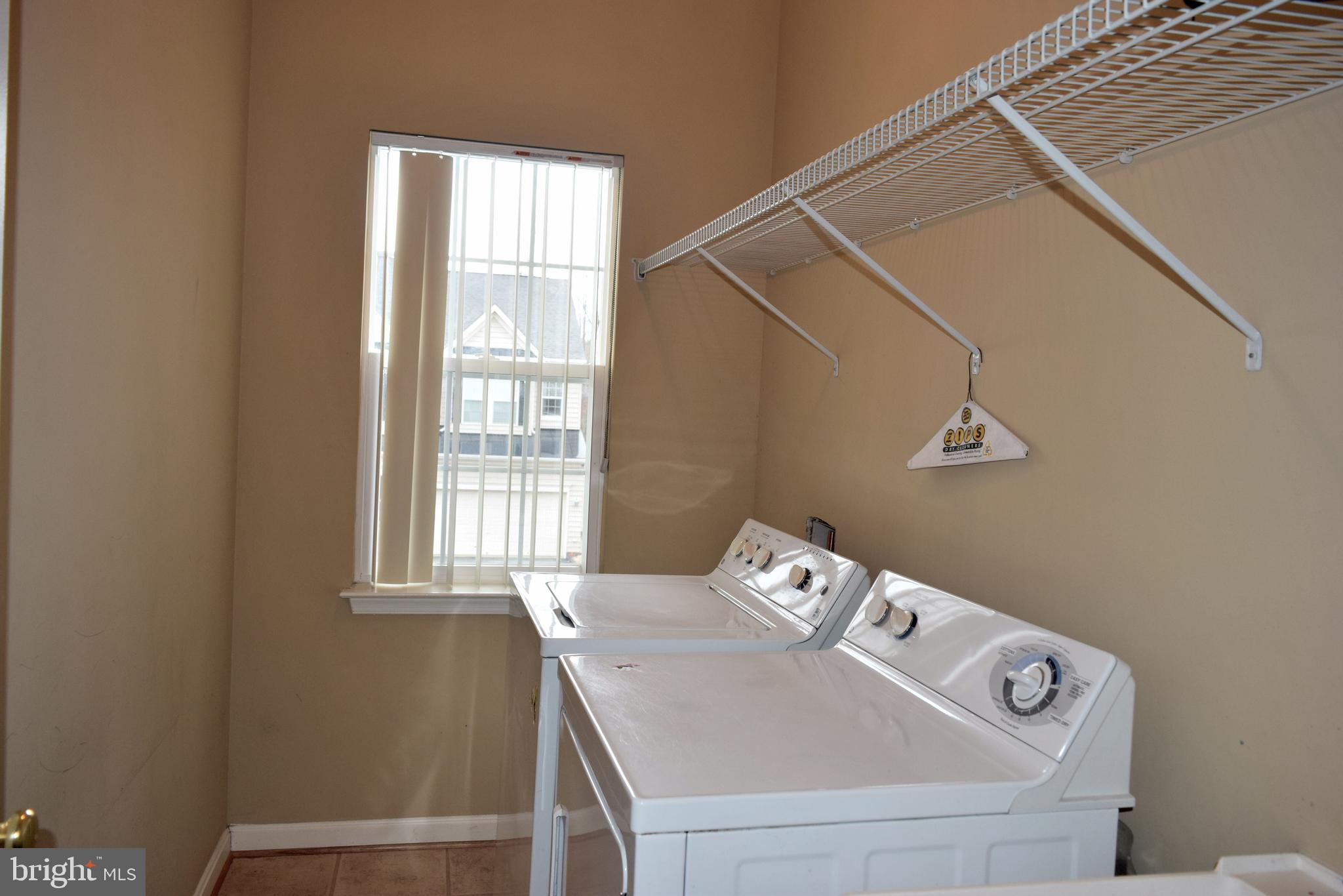 VAN BUREN VILLAGE - Residential Lease