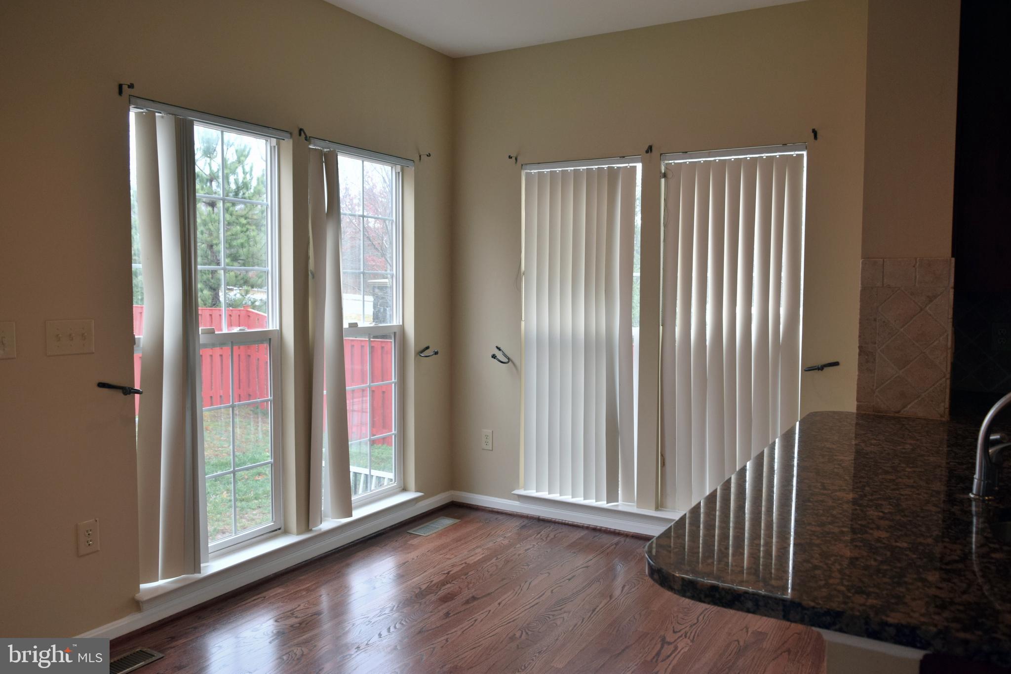 VAN BUREN VILLAGE - Residential Lease