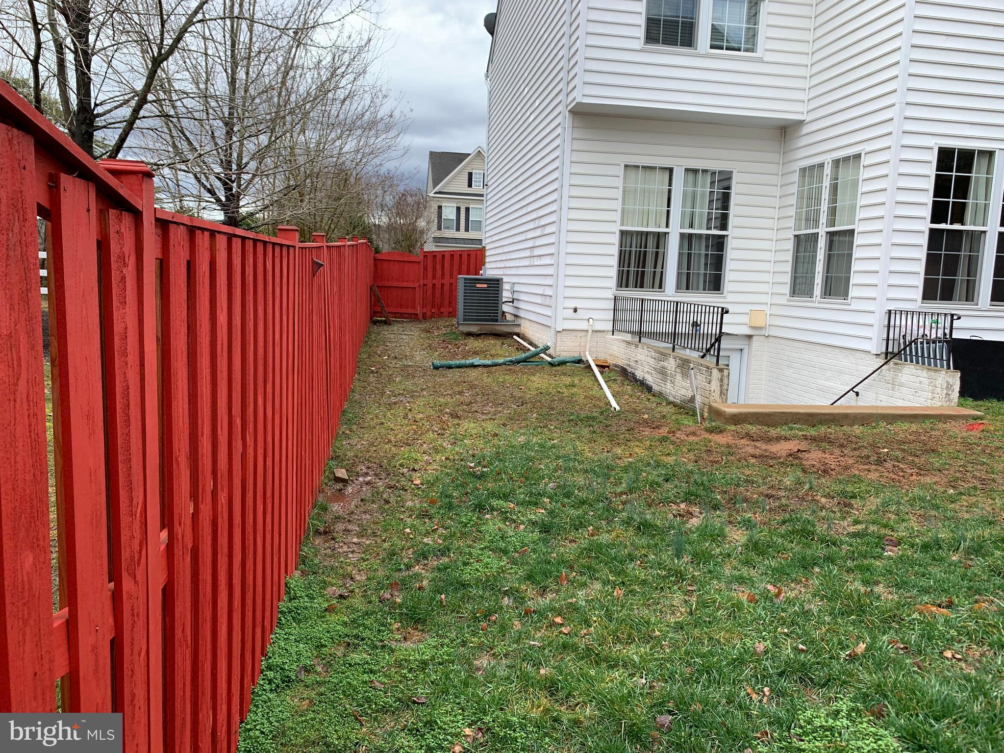 VAN BUREN VILLAGE - Residential Lease