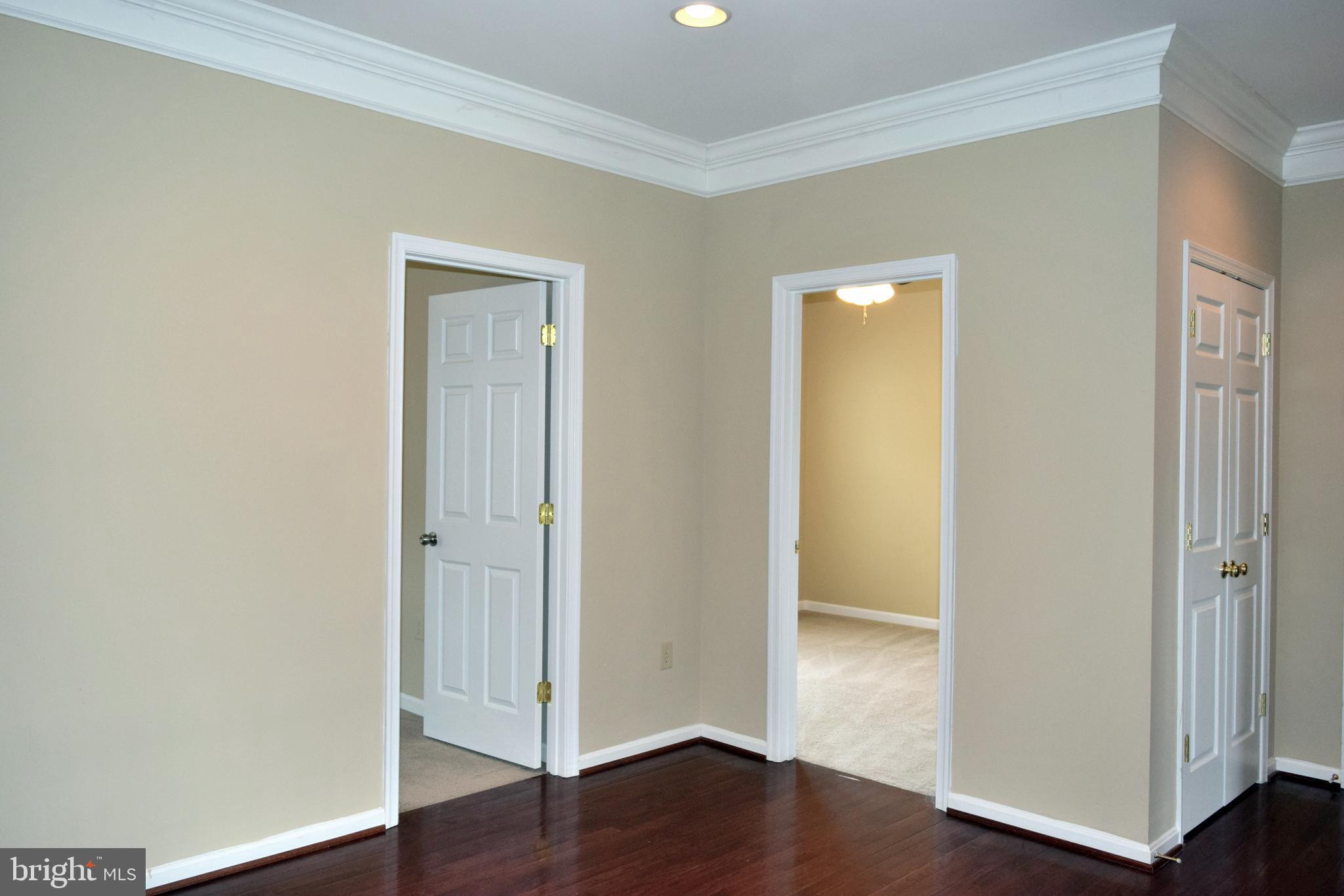 VAN BUREN VILLAGE - Residential Lease