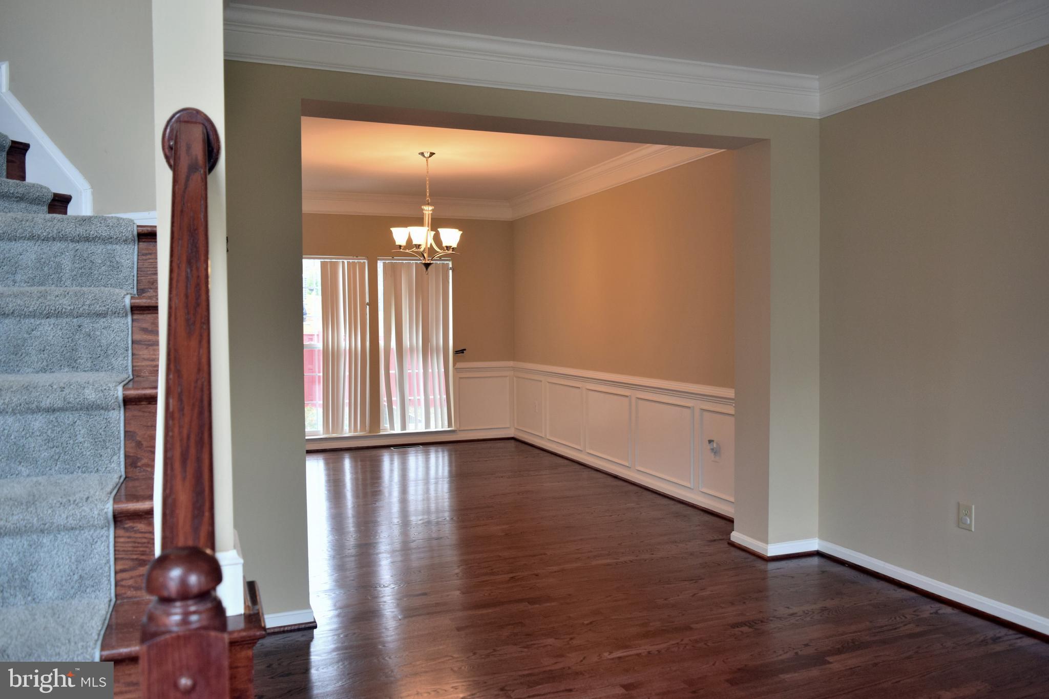 VAN BUREN VILLAGE - Residential Lease