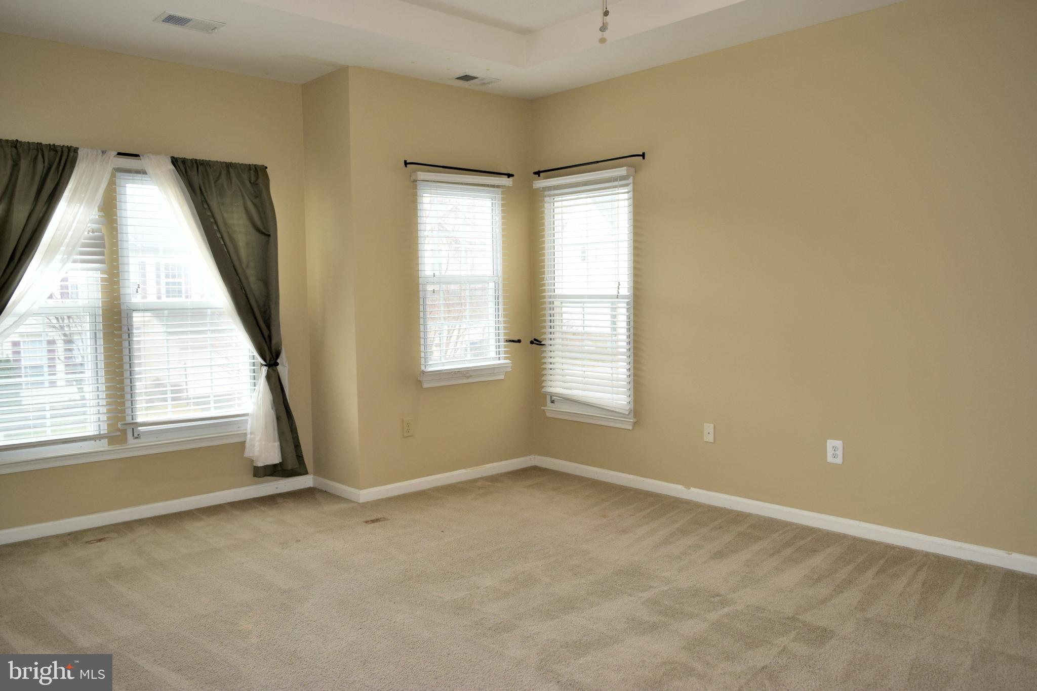 VAN BUREN VILLAGE - Residential Lease