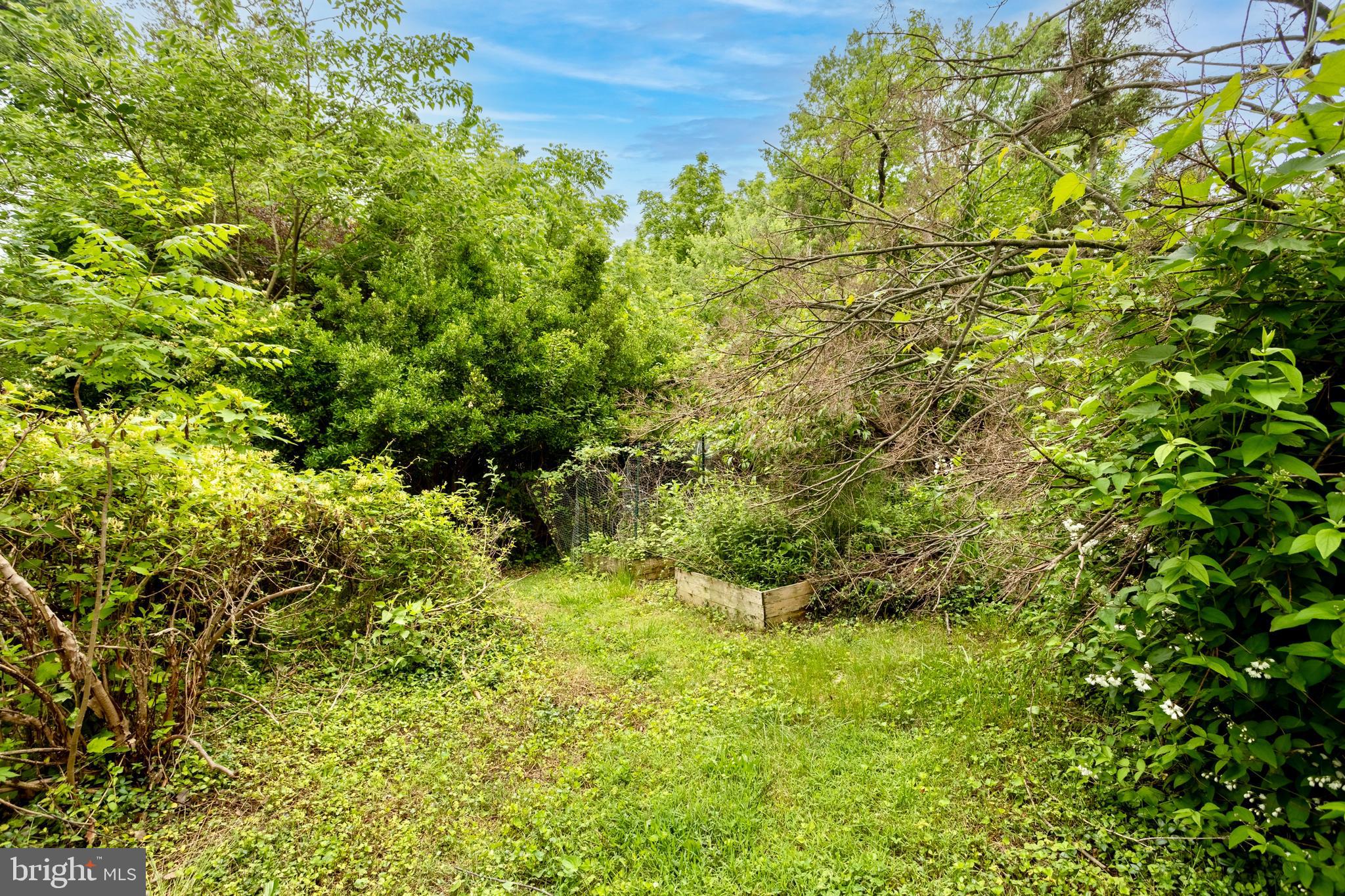 GARDENVILLE - Residential