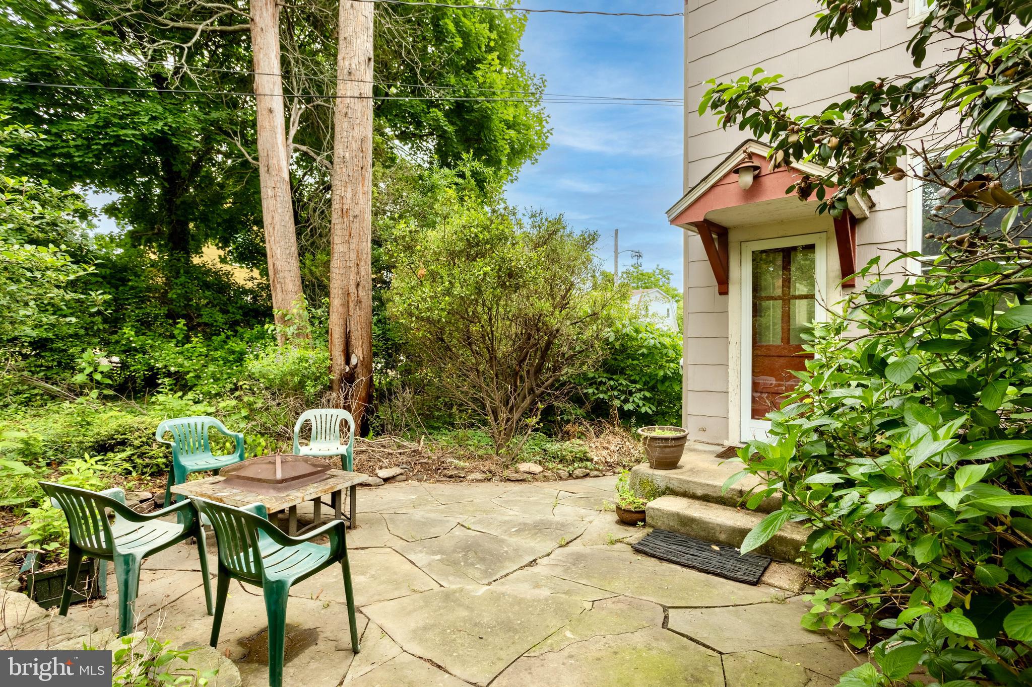 GARDENVILLE - Residential