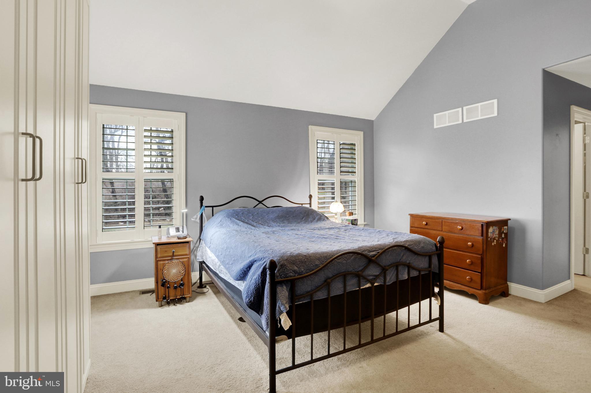 JEFFERSON COURT - Residential