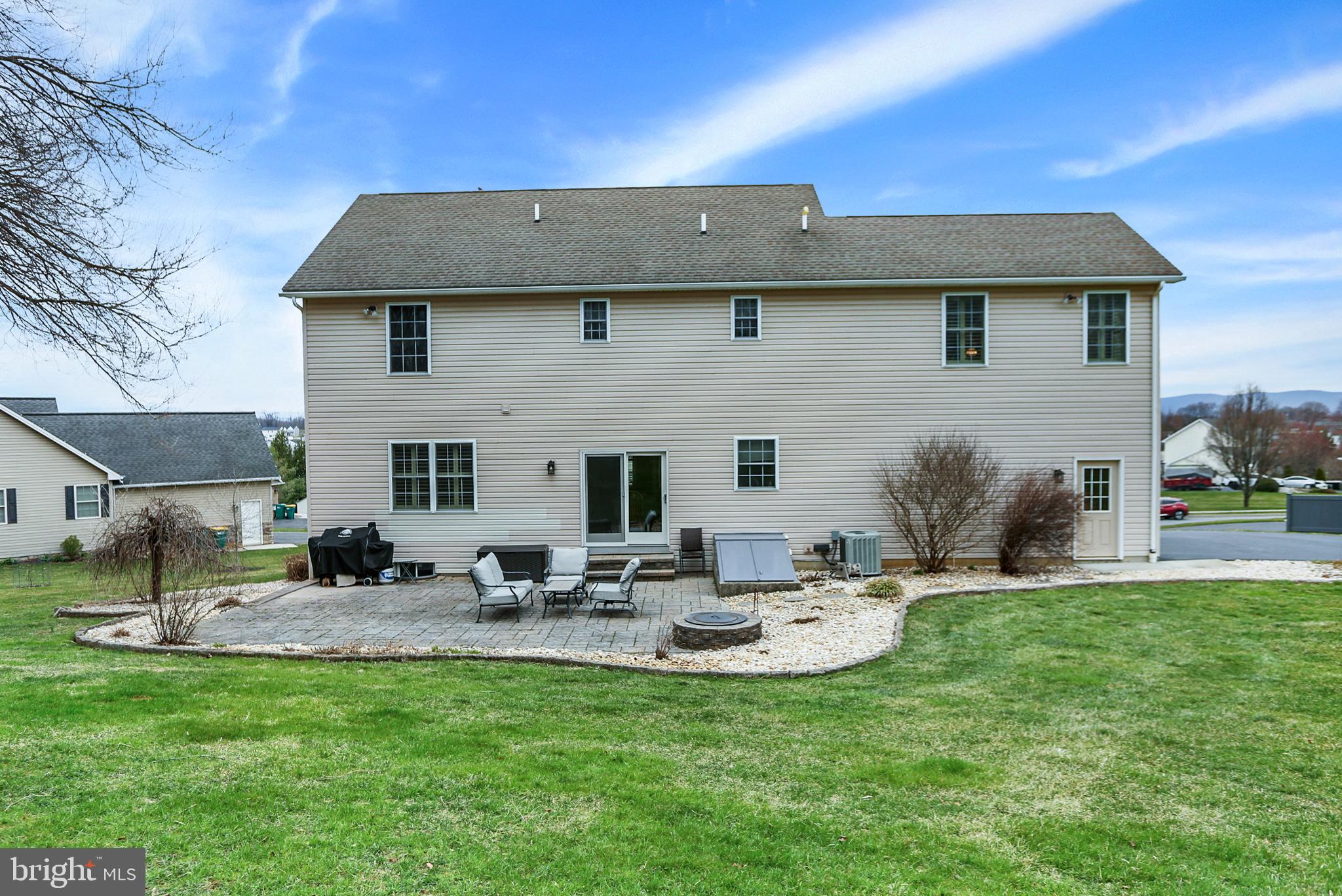 JEFFERSON COURT - Residential