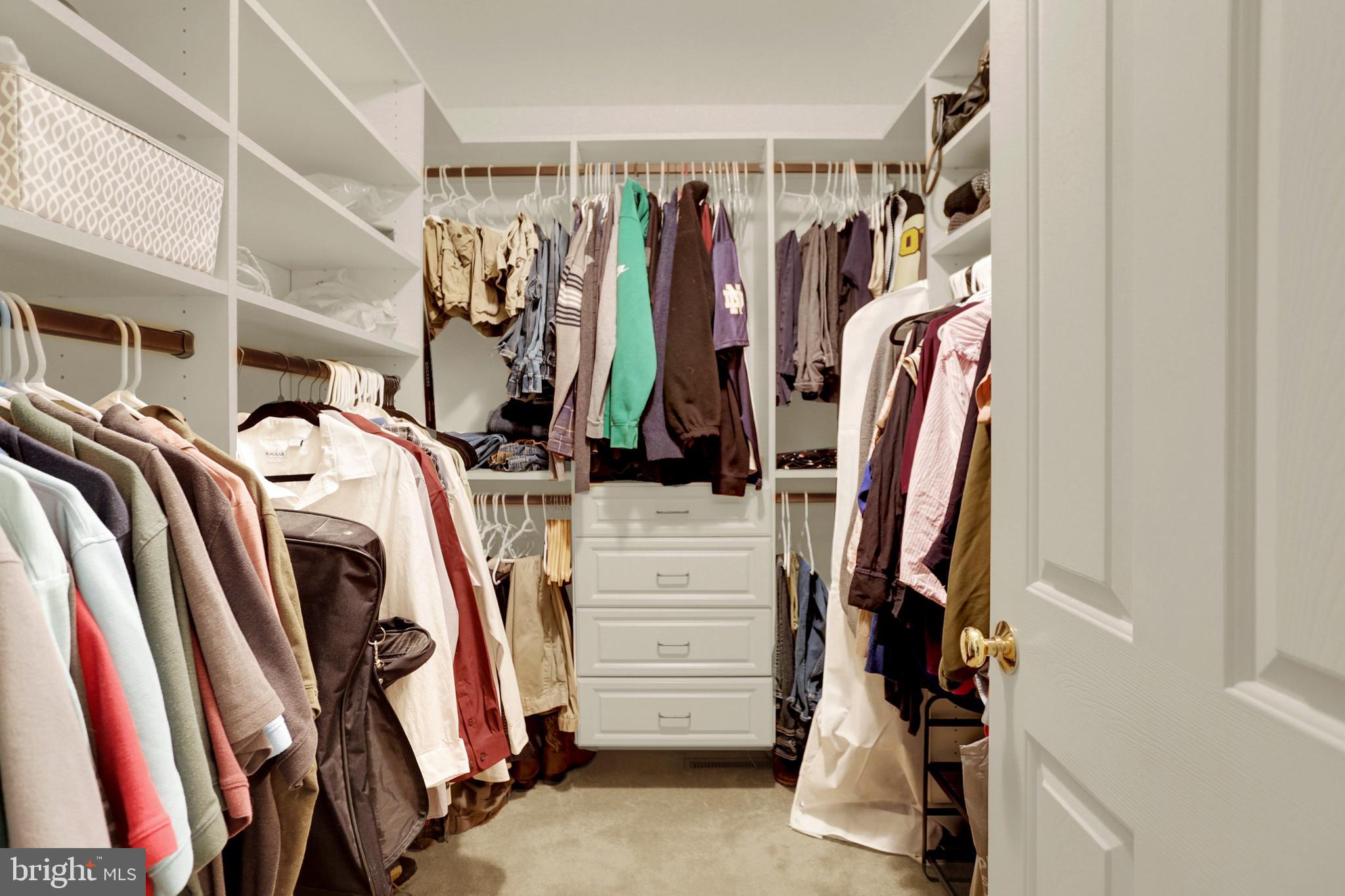 JEFFERSON COURT - Residential