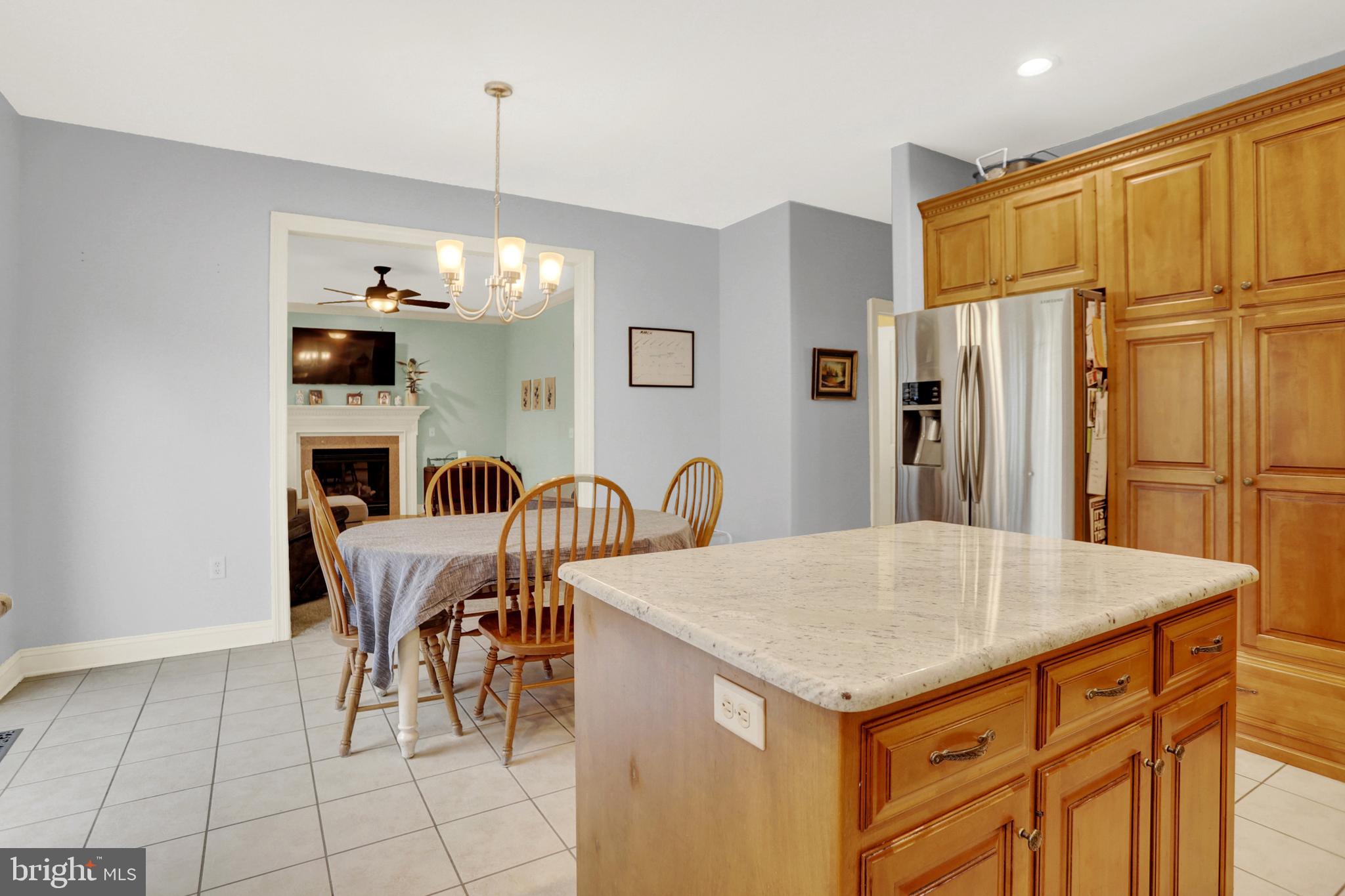 JEFFERSON COURT - Residential