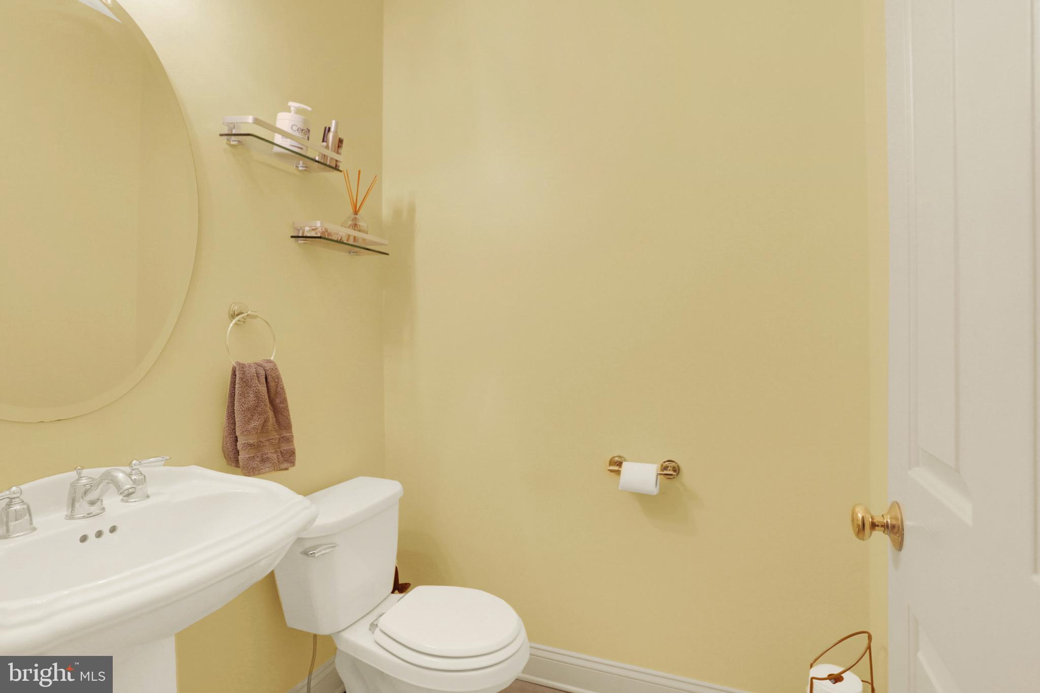 JEFFERSON COURT - Residential