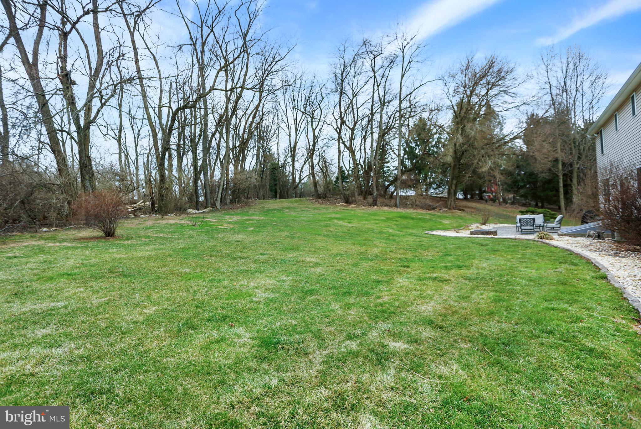 JEFFERSON COURT - Residential