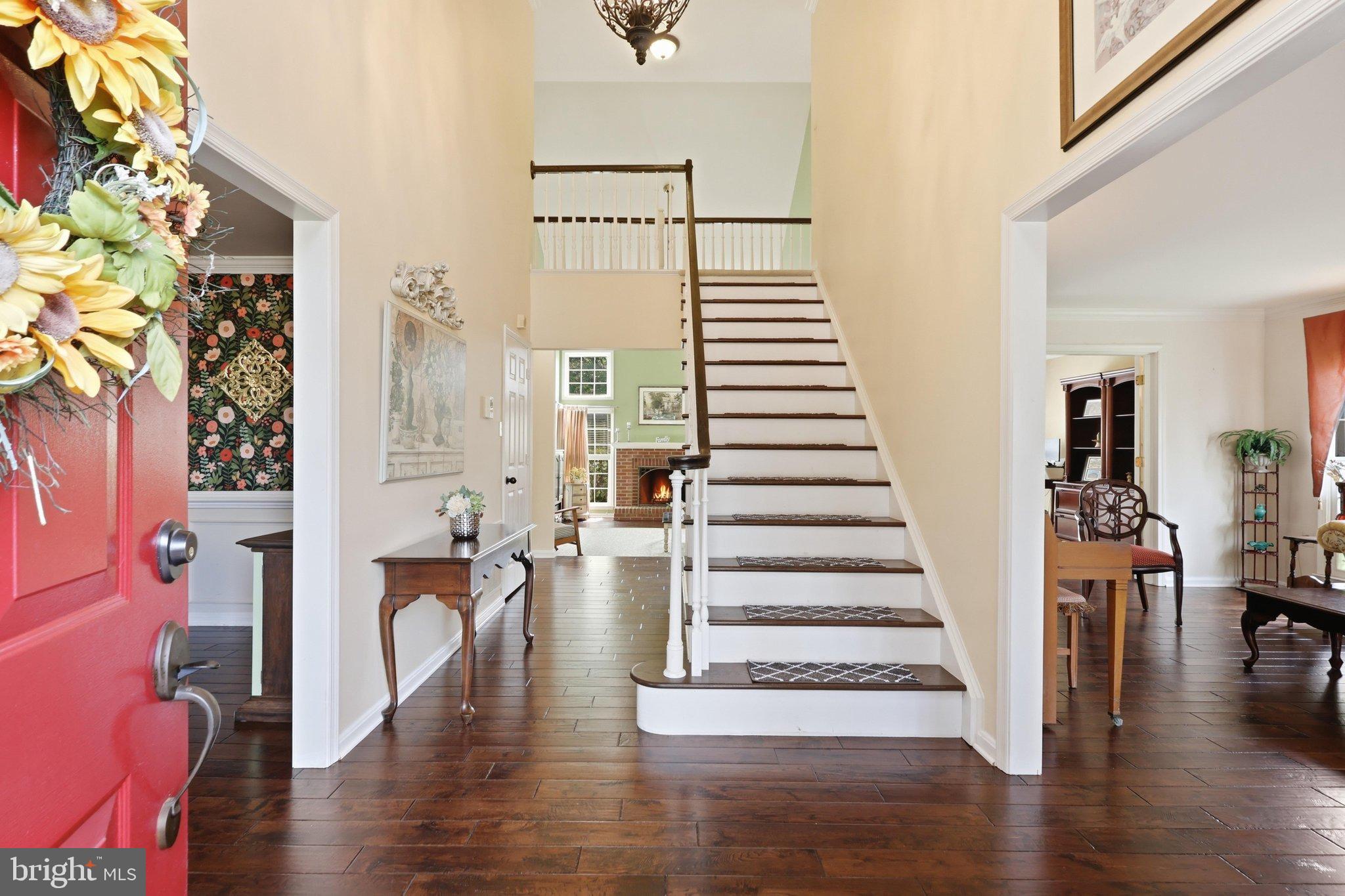 808 AUTUMN BREEZE COURT