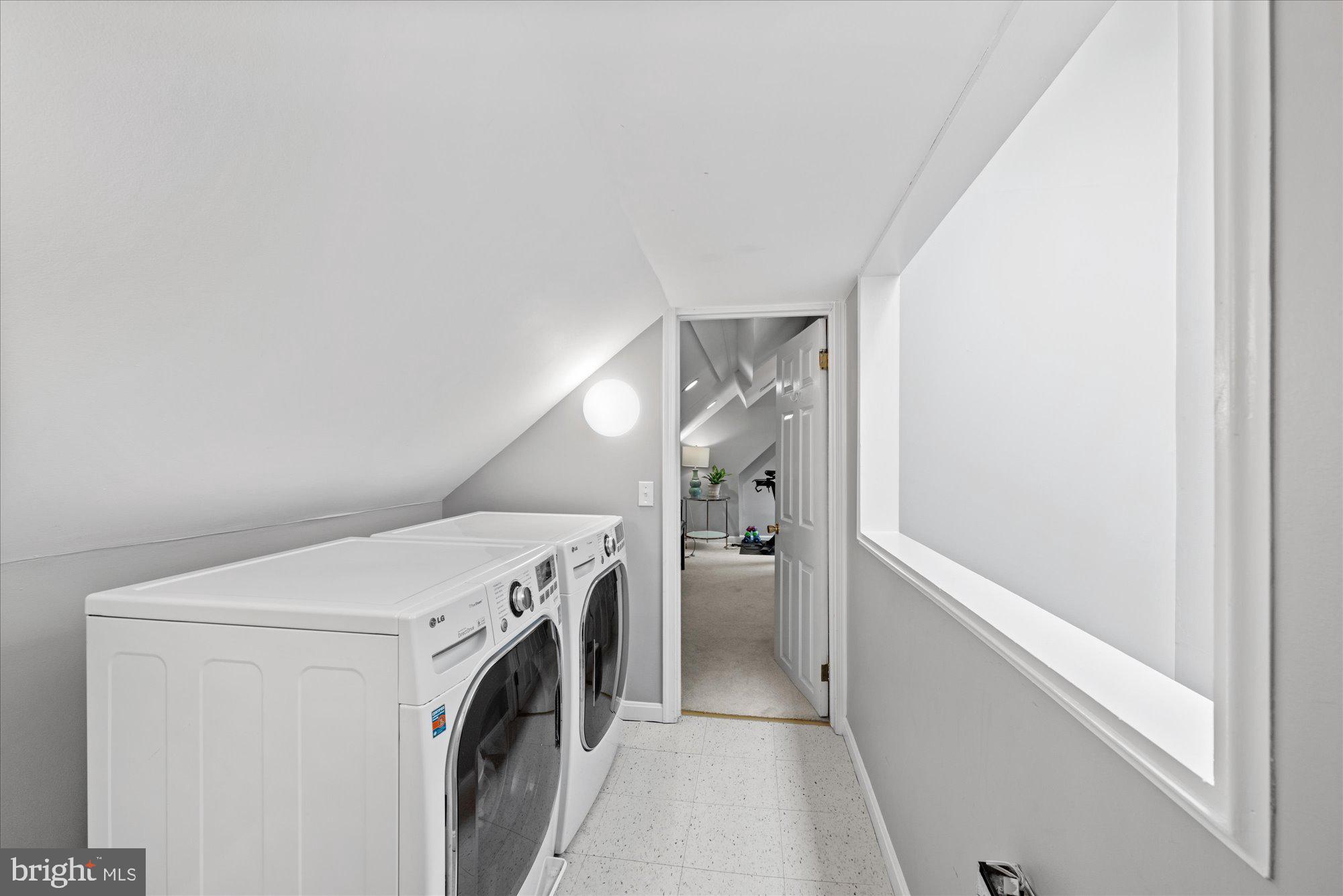 CARRIAGE WORKS - Residential