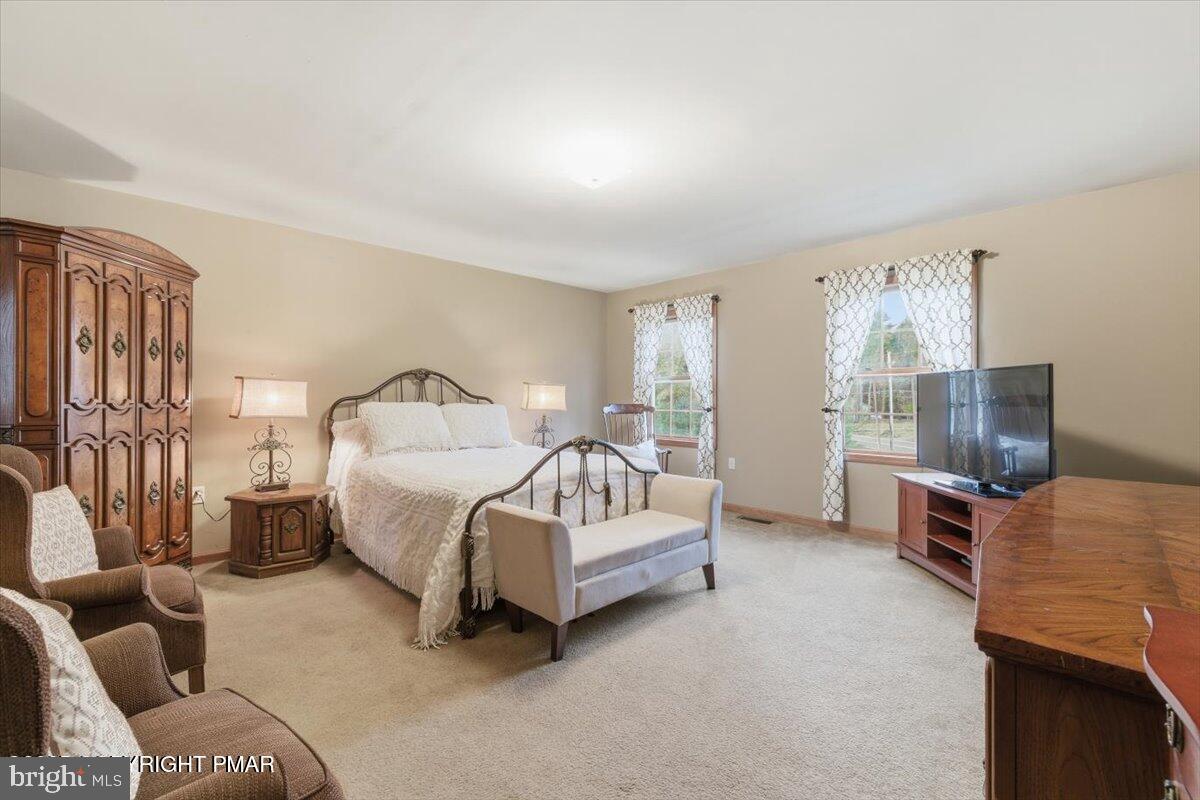 ARBOR WOODS - Residential