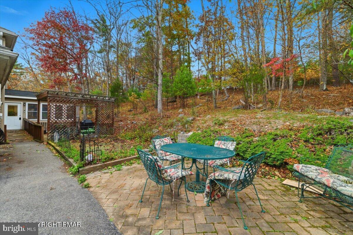 ARBOR WOODS - Residential