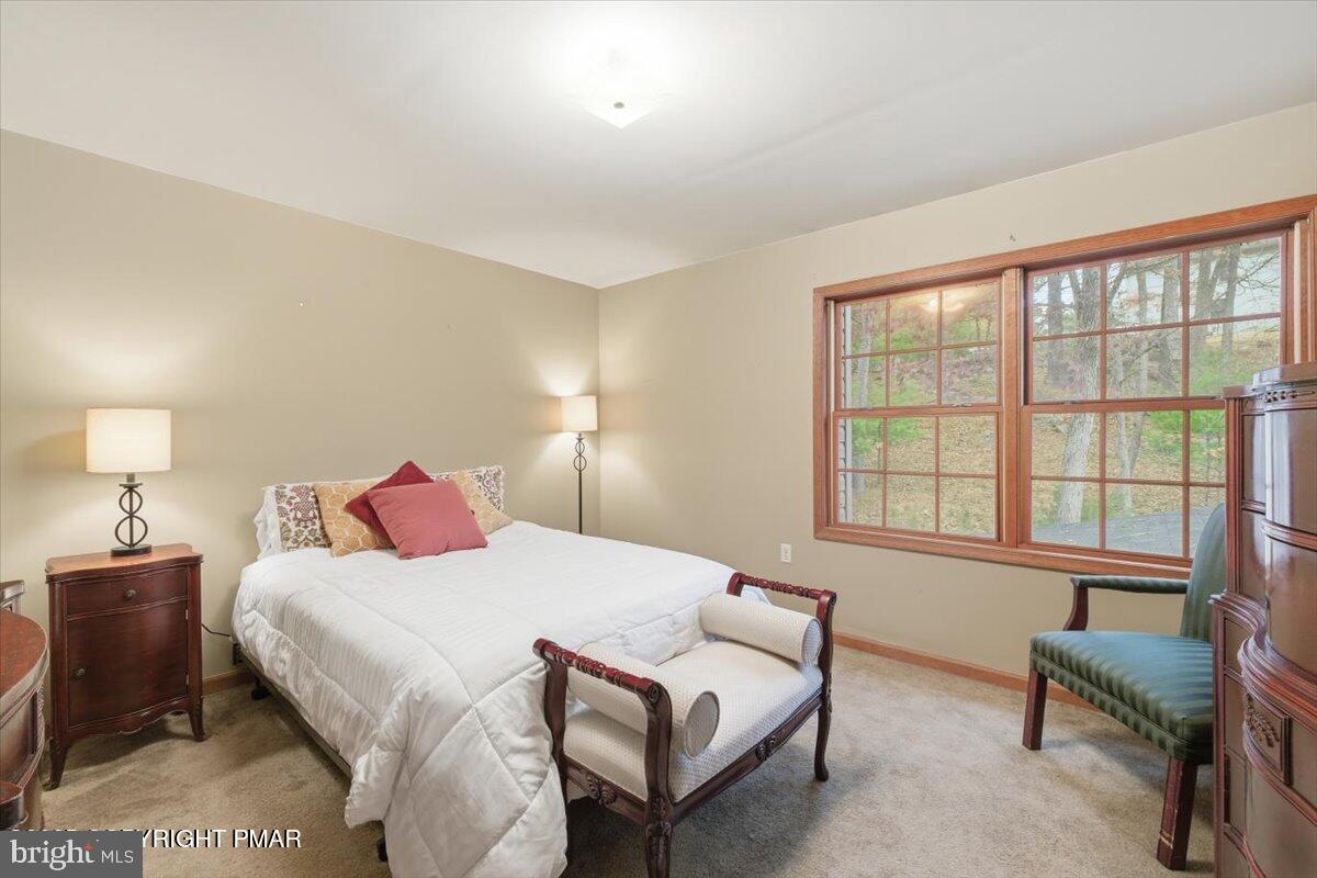 ARBOR WOODS - Residential