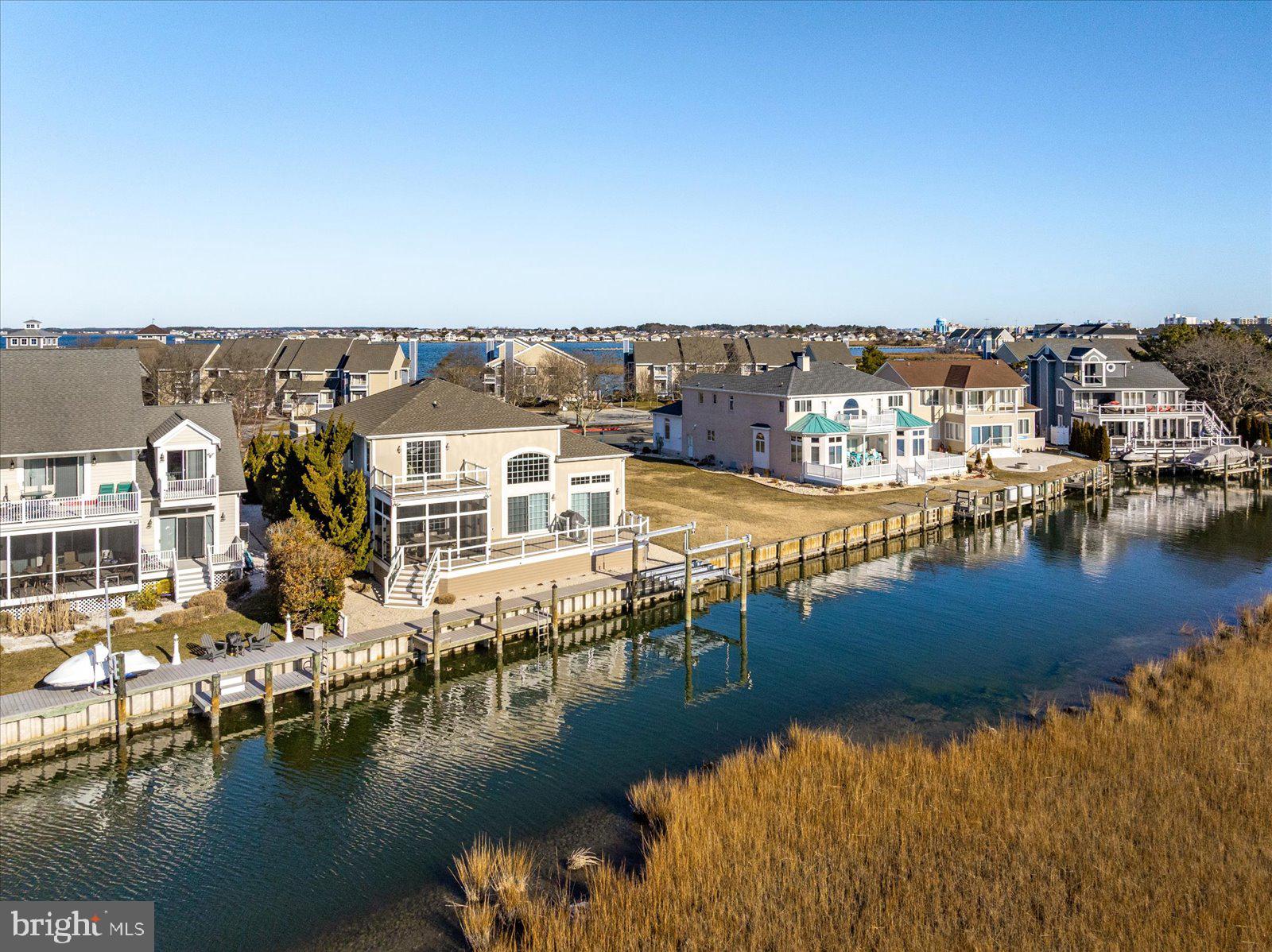 HERON HARBOUR - Residential