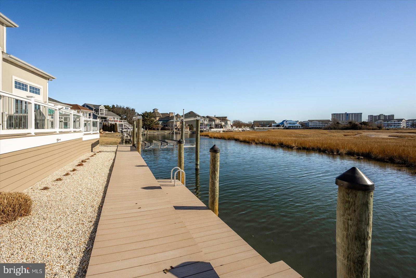 HERON HARBOUR - Residential