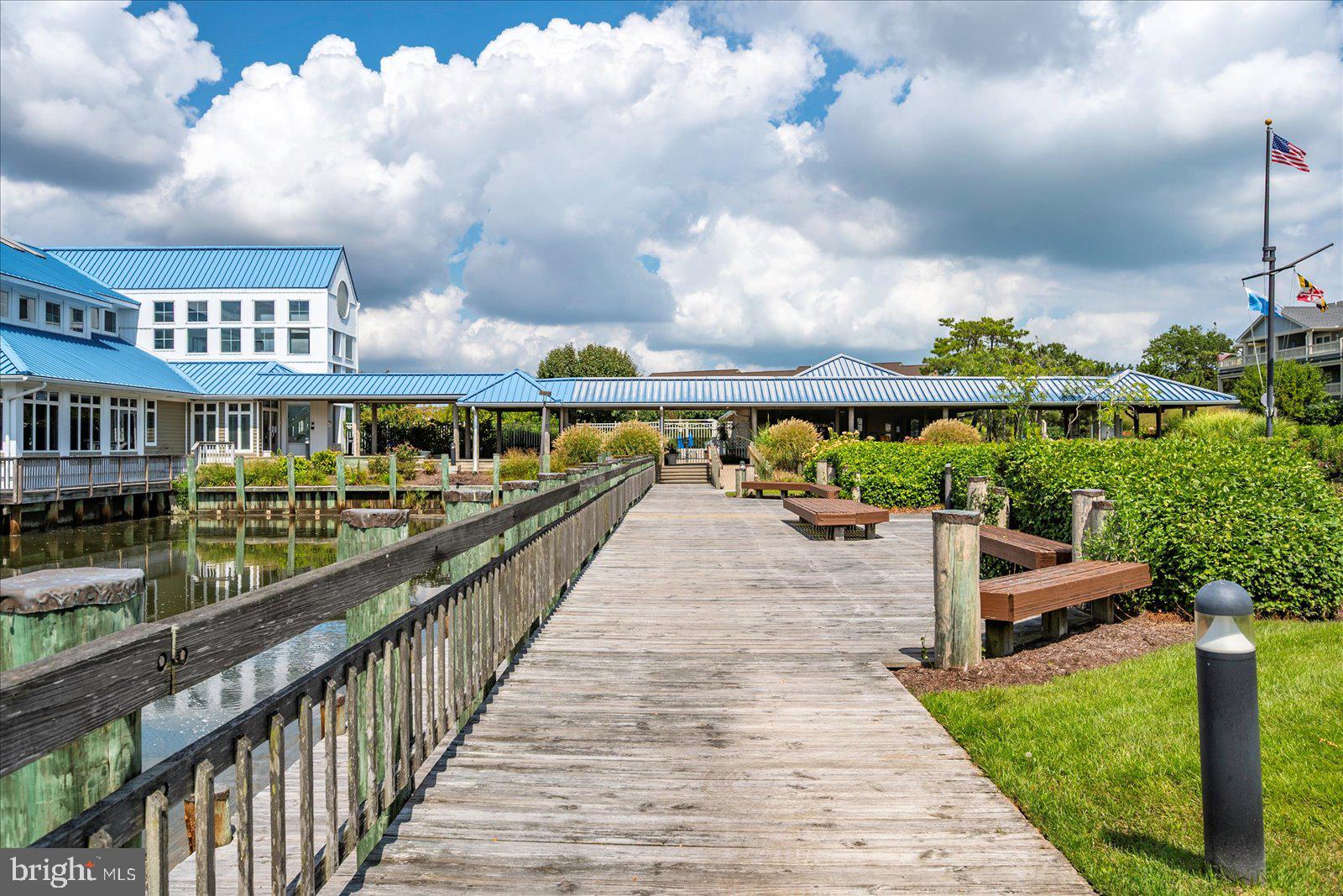 HERON HARBOUR - Residential