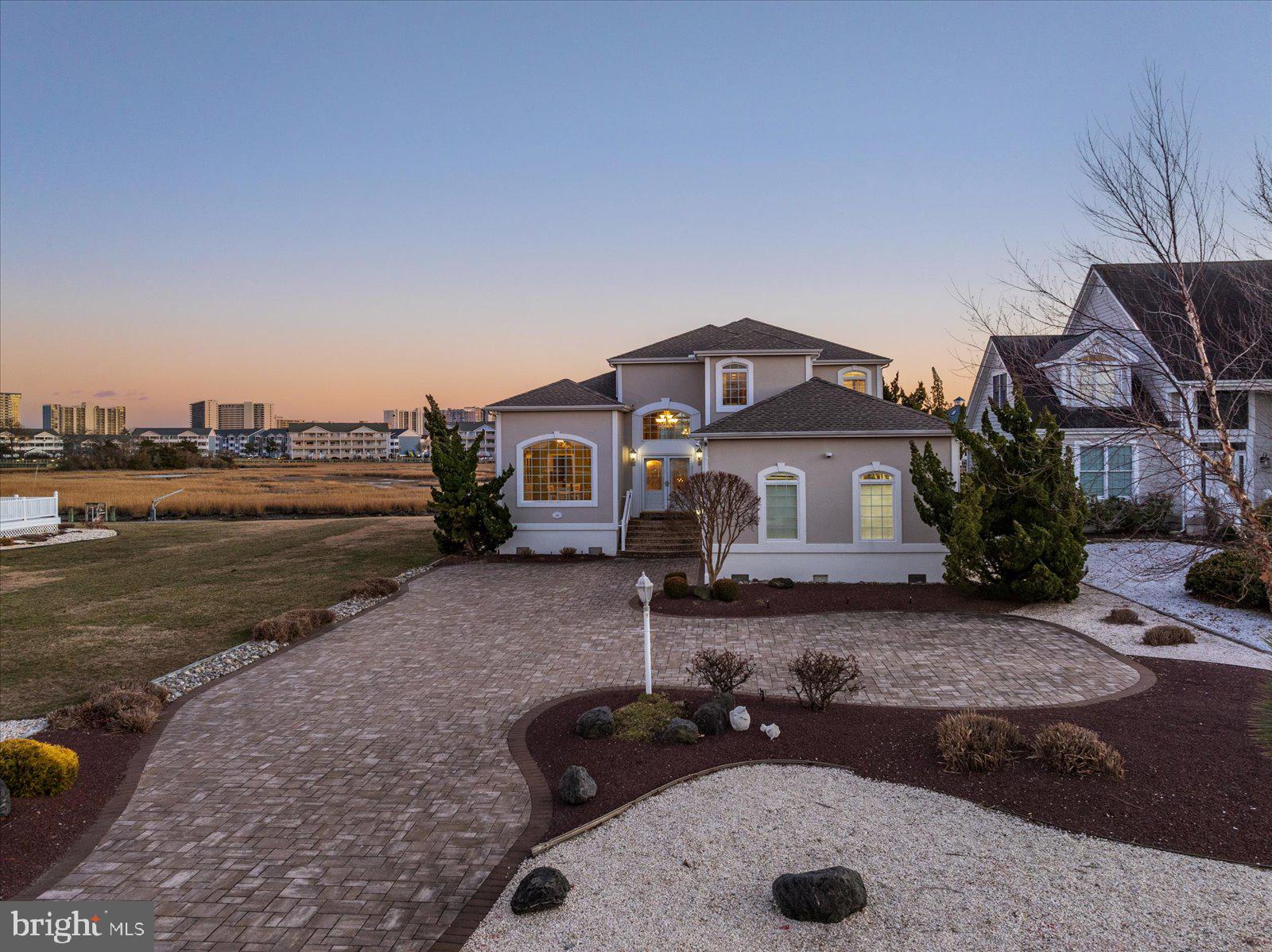 HERON HARBOUR - Residential